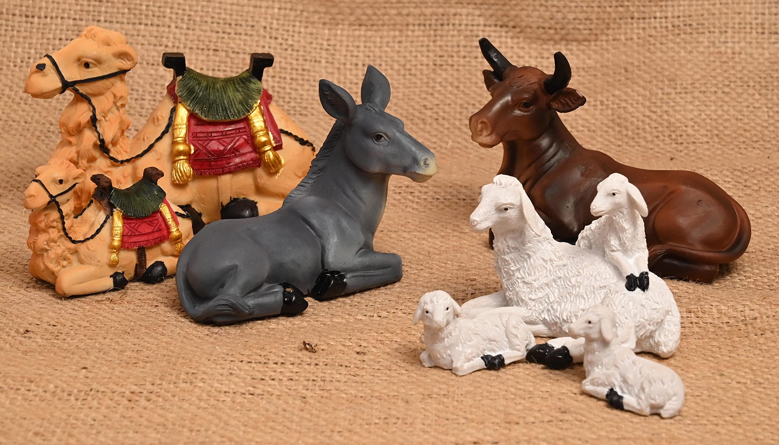 Karighar Resin 7 Pcs Animals Statue For Christmas Nativity Scene, Crib Decoration, Kudil Set, Various Other Decoration And Gifti