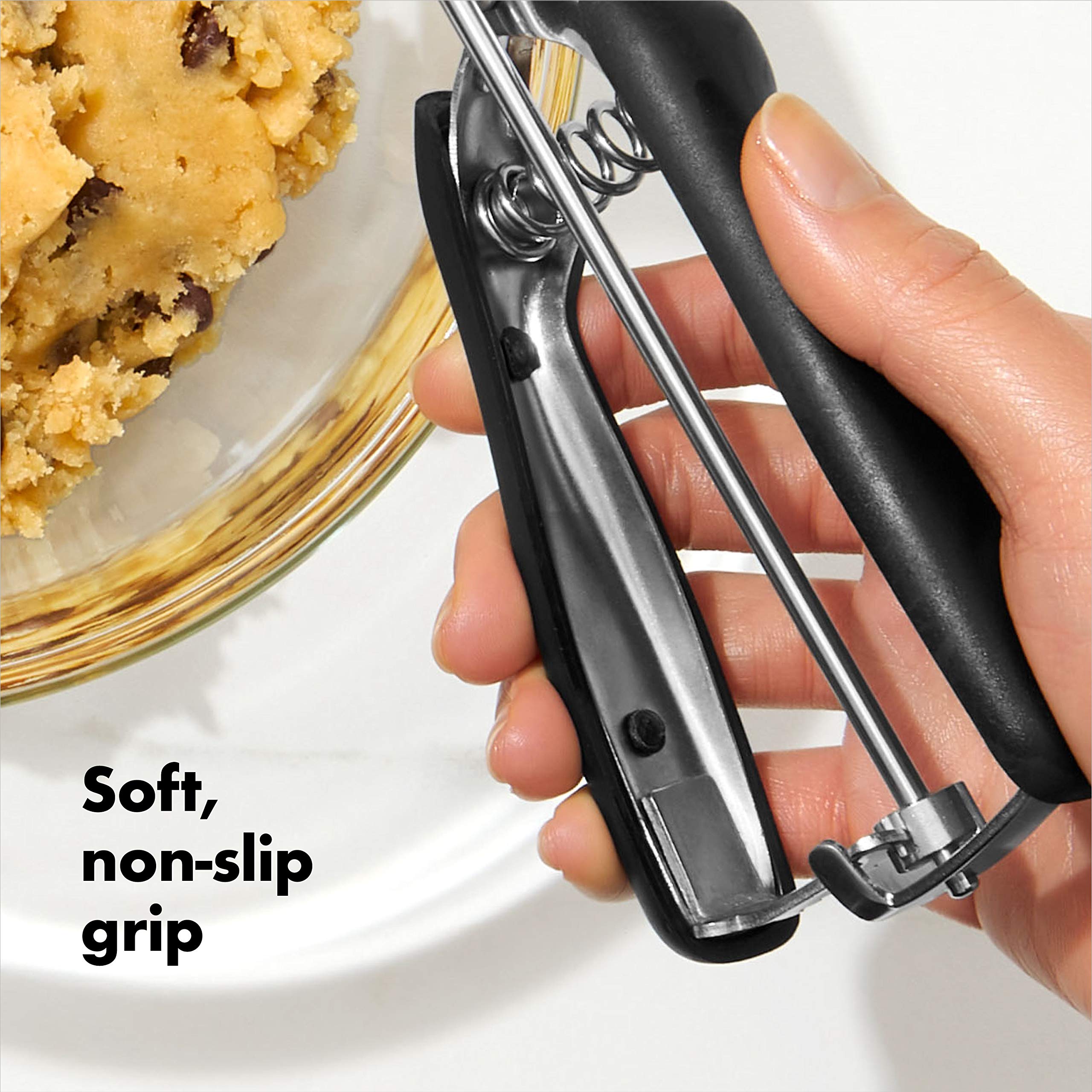 Oxo Good Grips Medium Cookie Scoop,Black/Silver