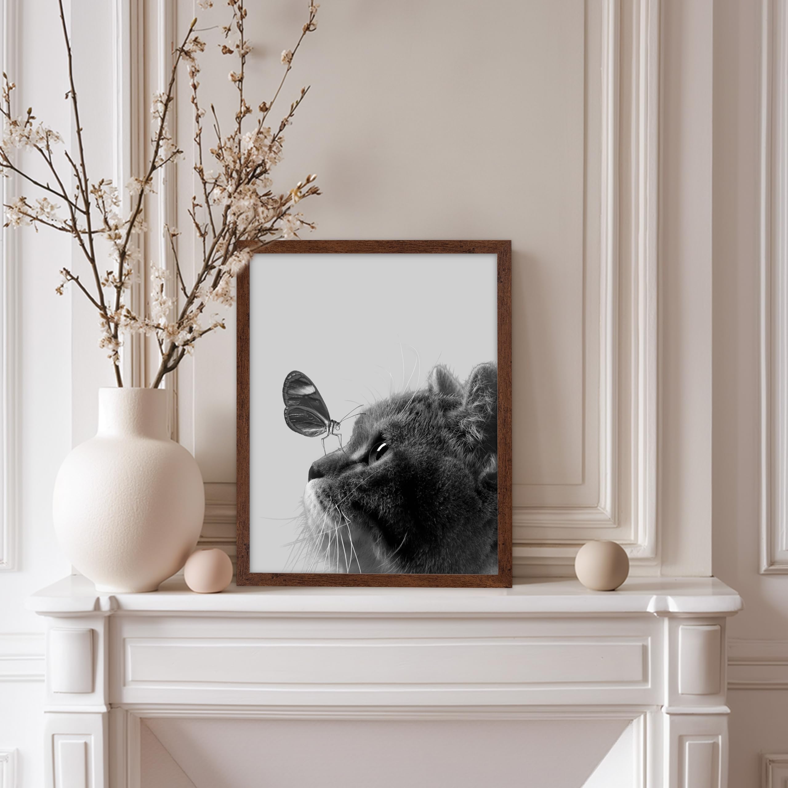 Poster Master Butterfly on Cat Poster - Cat and Butterfly Print - Gift for Veterinarian, Animal Lovers - Decor for Bedroom, Vet