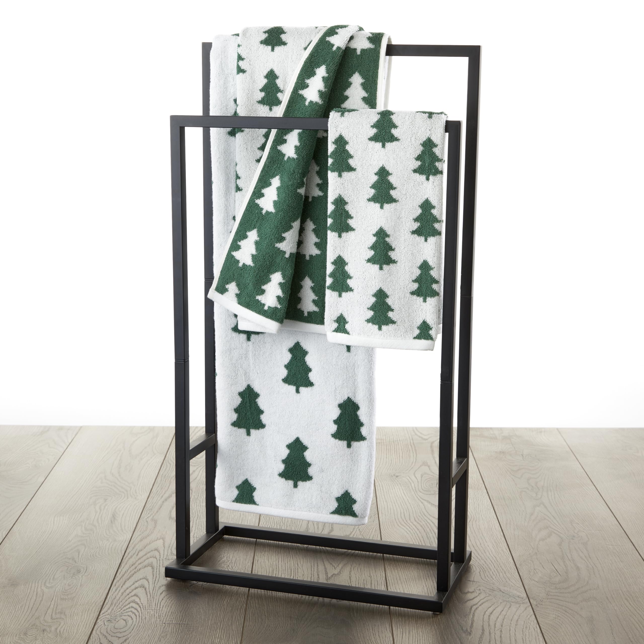 Skl Home Fall/Winter Holiday Trees Bath Towel, Green/White