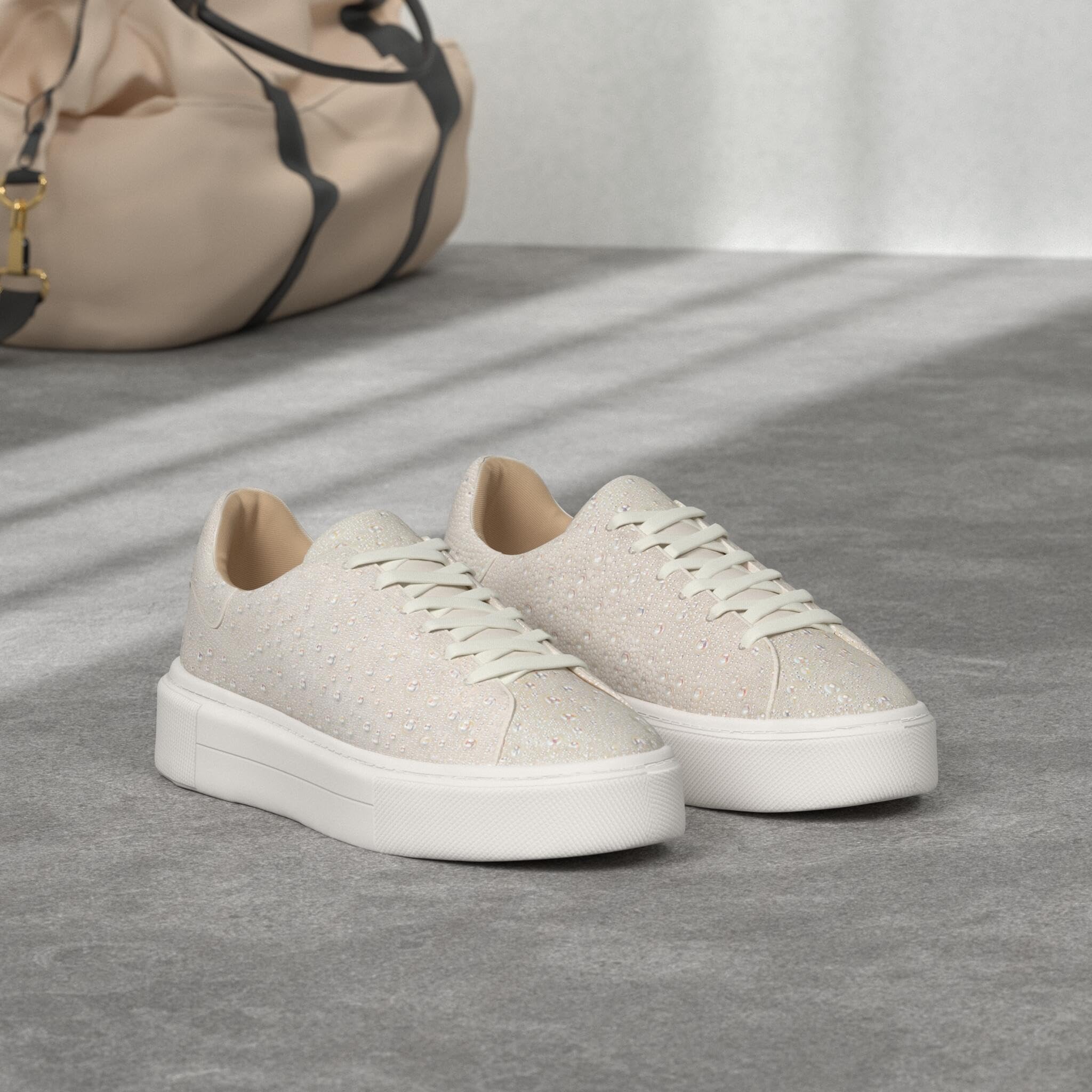 Betsey Johnson Womens Sidny Sneaker, Pearl, 85
