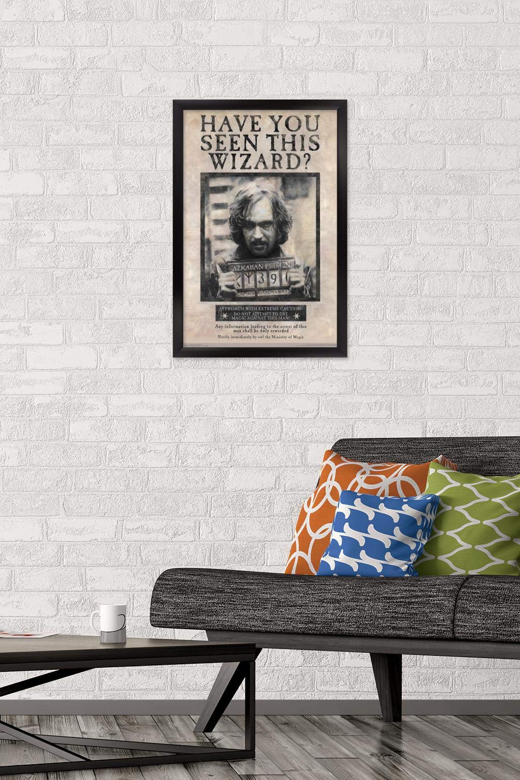 Trends International The Wizarding World: Harry Potter - Sirius Black Wanted Poster Wall Poster, 14.725'' X 22.375'', Black Fram