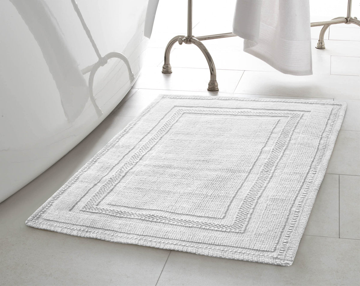Jean Pierre - Stonewash Racetrack Bath Rug  Cotton  Premium Bathroom D?Or  Machine Washable  Highly Absorbent  Measures 21?X 34?