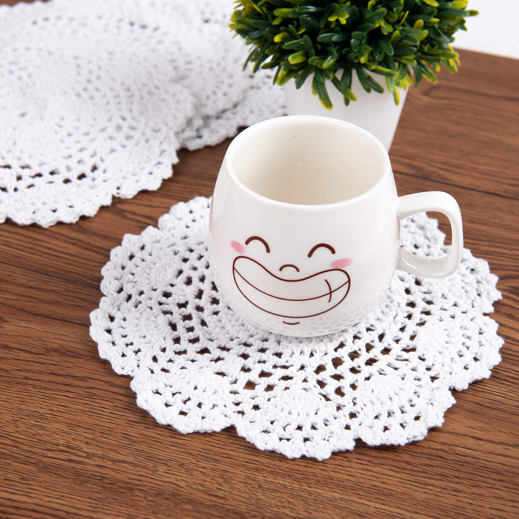 Eiyye Round Coaster 8-Inch Handmade Crochet Small Cotton Doilies Lace Table Hollow Placemats 4-Pieces(White)