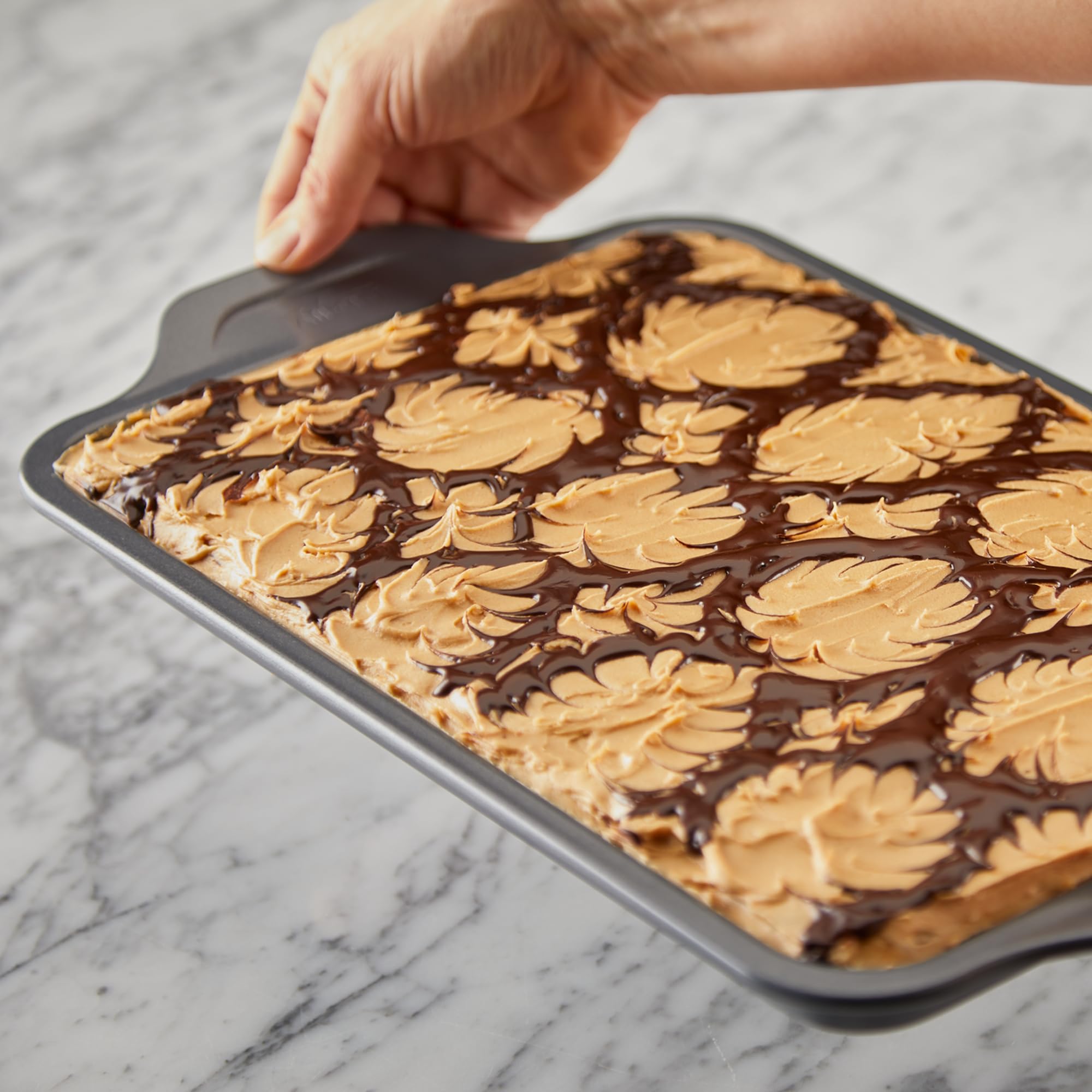 All-Clad Pro-Release Nonstick Bakeware Quarter Sheet Pan 13x9 Inch Oven Safe 450F Half Sheet  Cookie Sheet  Muffin Pan  Cooling & Baking Rack  Round Cake Pan  Loaf Pan  Baking Pan Grey