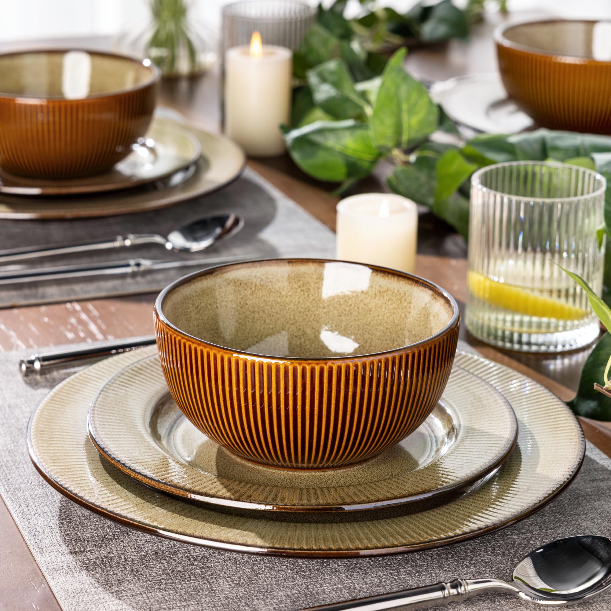 GBHOME Ceramic Dinnerware Sets,12 pcs Embossed Elegant Stoneware Plates and Bowls Sets, Housewarming Wedding Gift | Dishwasher &