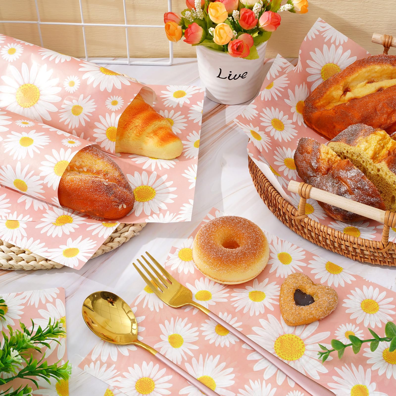 Jarthenaamcs 150Pcs Daisy Pink Wax Paper Spring Flower Deli Paper Pastel Floral Sandwich Wrap Paper Tissue Waterproof Oil-Proof