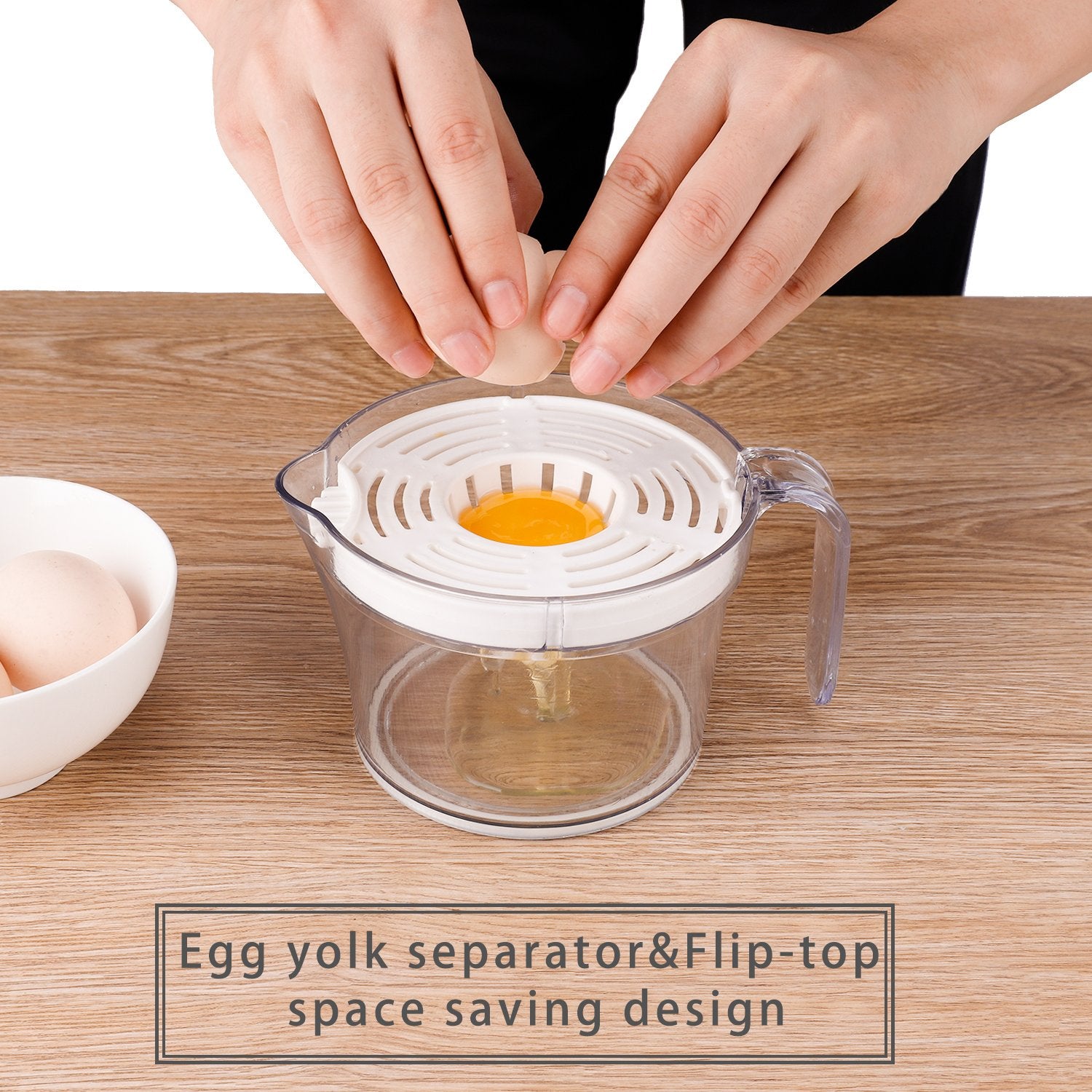 Citrus Juicer, Sunhanny Orange Lemon Manual Hand Squeezer, Anti-Slip Lid Rotation Reamer Lime Press, 17-Ounce Capacity, Clear