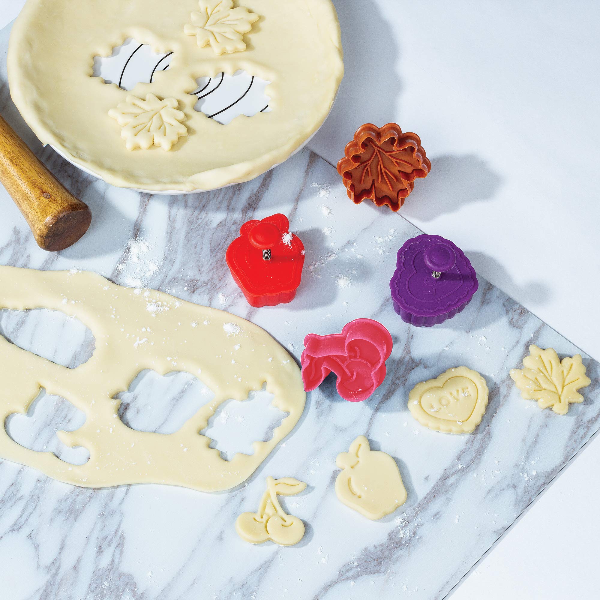 Fox Run Lovers Pie Cutter Set, Set Of 4, Multicolor