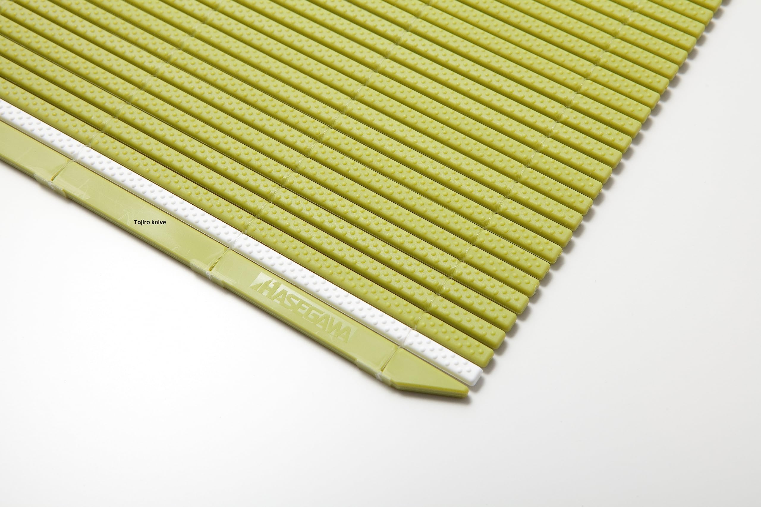 Hasegawa 10 x 9.5 Inch Plastic Green Makisu/Sushi Rolling Mat