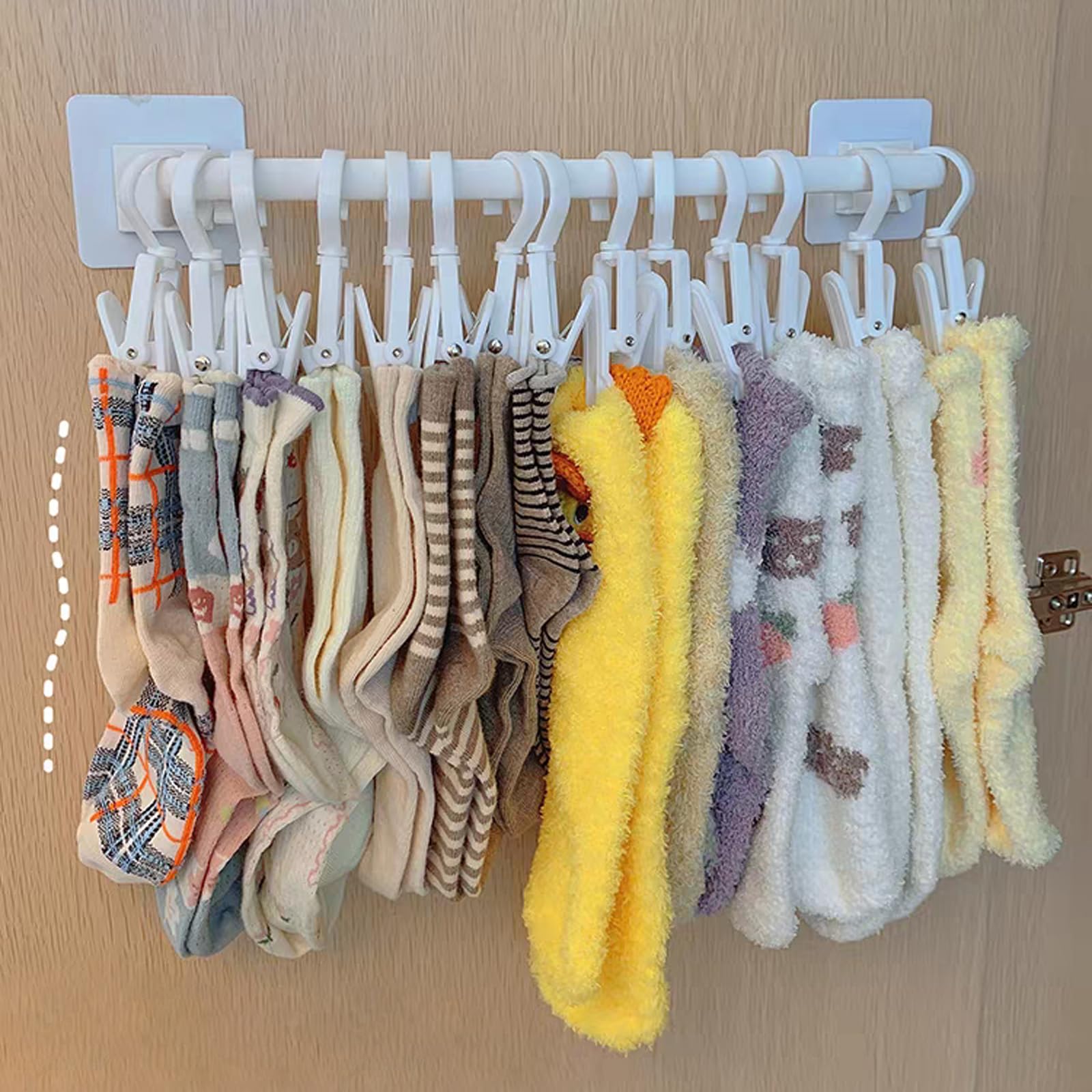 Hgyze Kid Pants Hanger Organizer With 10 Clips: Plastic Baseball Cap Display Holder, White Closet Rail Wall Mounted Door Rack Fo