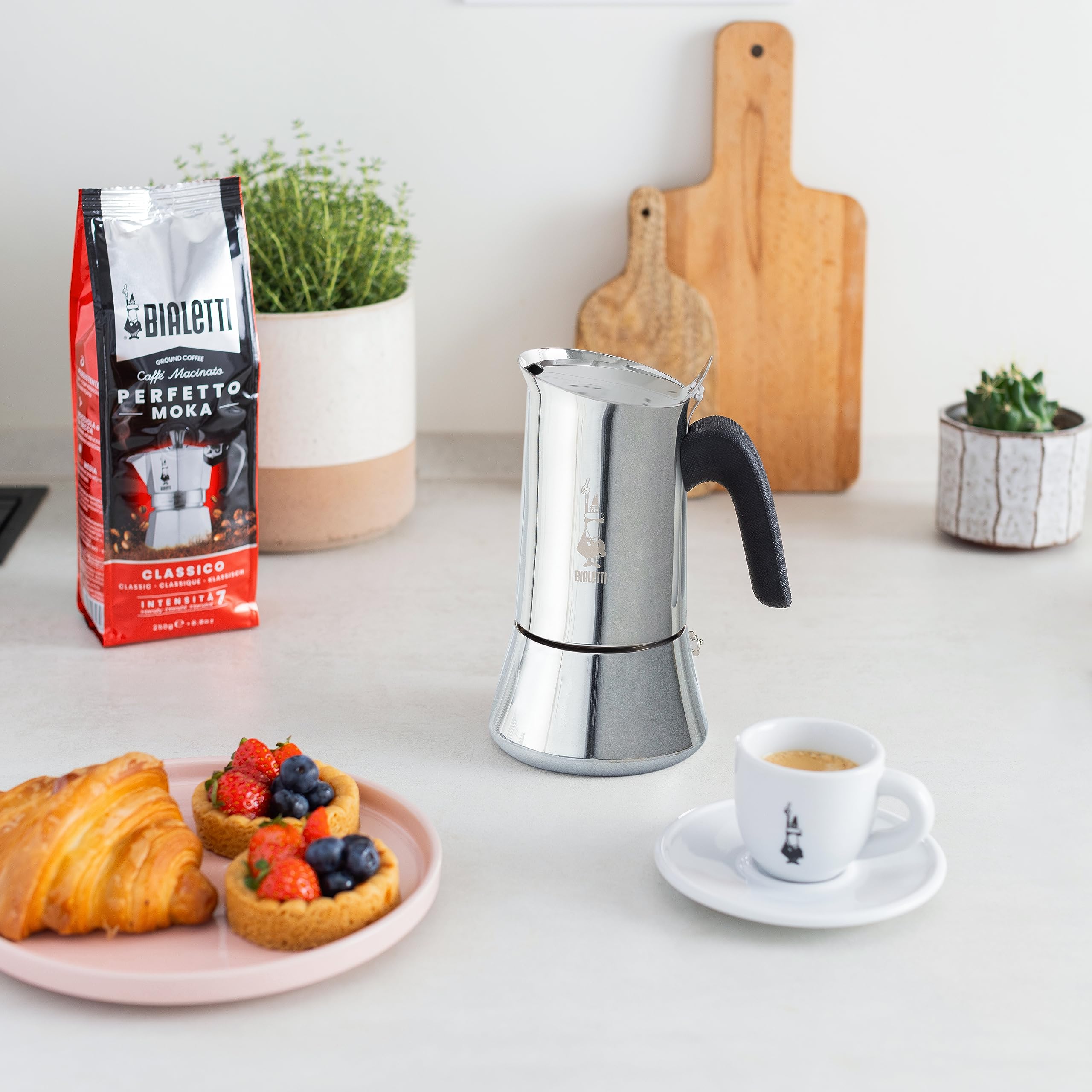 Bialetti New Venus Induction Stovetop Coffee Maker - 6-Cup, Stainless Steel, Model 0007255, Suitable for All Hobs, Silver
