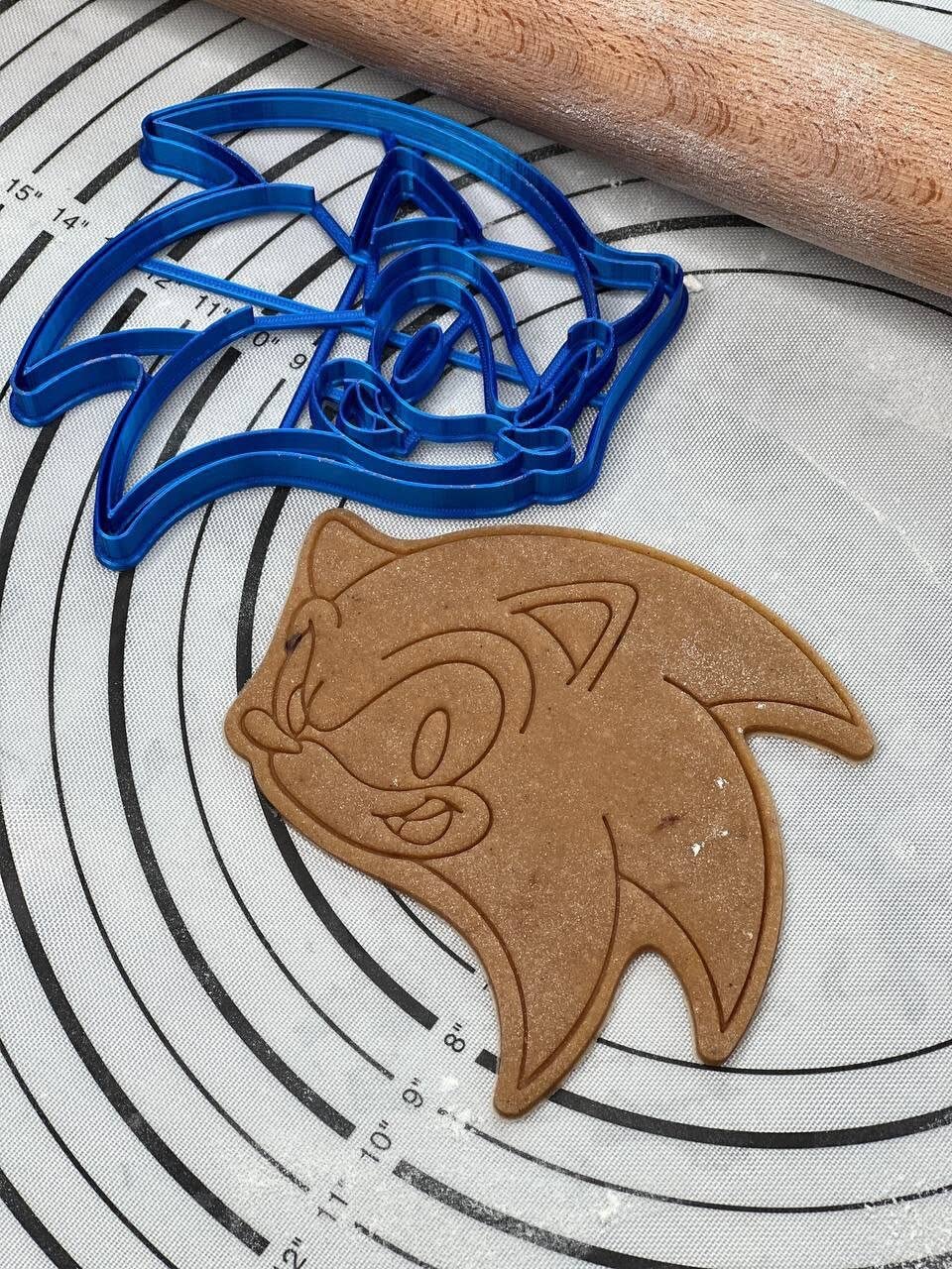 Sonic Head Cookie Cutter & Mold 4.75    Inches Produced By 3D Kitchen Art
