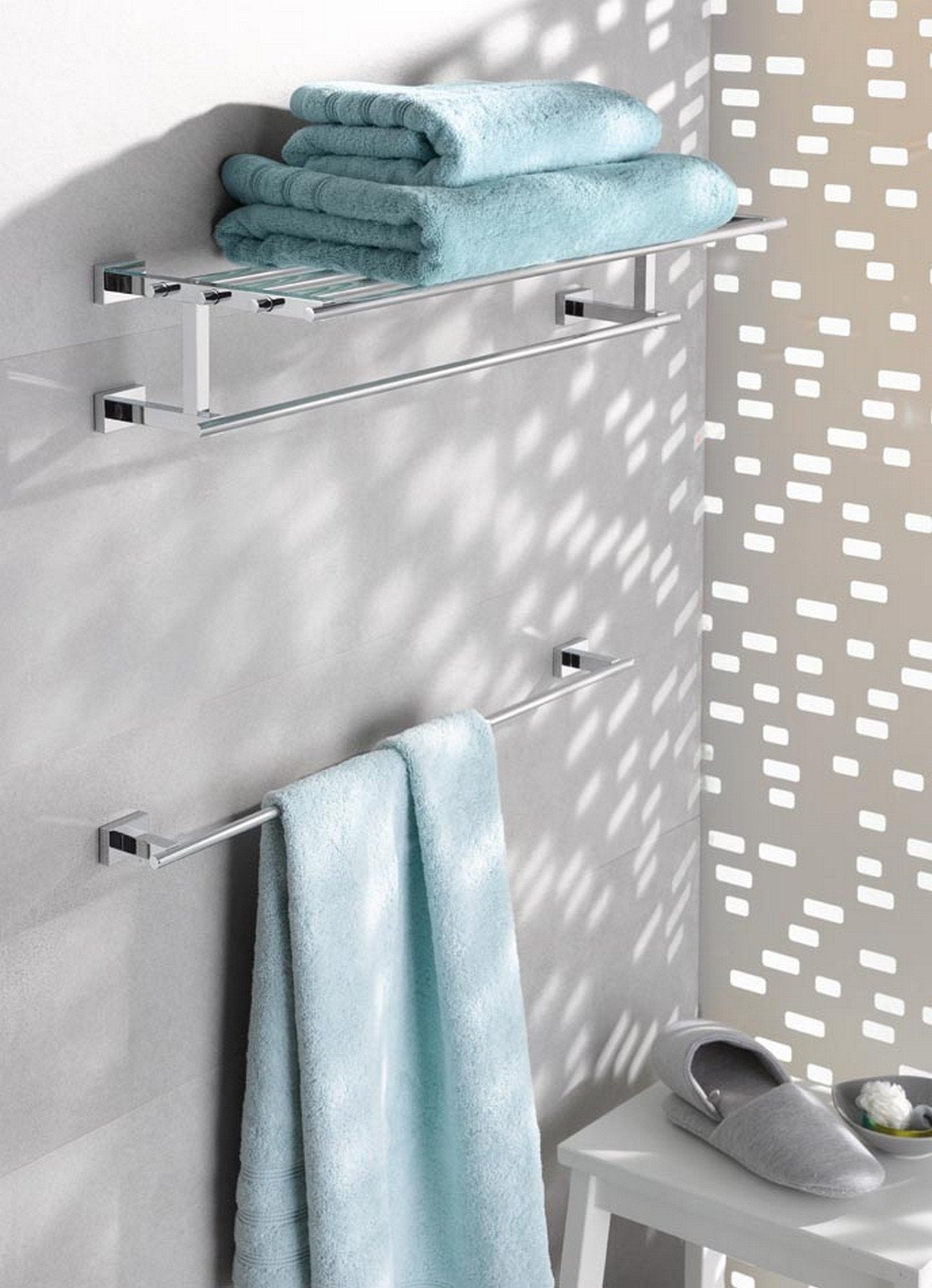 Grohe 40509001 Essentials Cube 24 In. Towel-Rail, Starlight Chrome