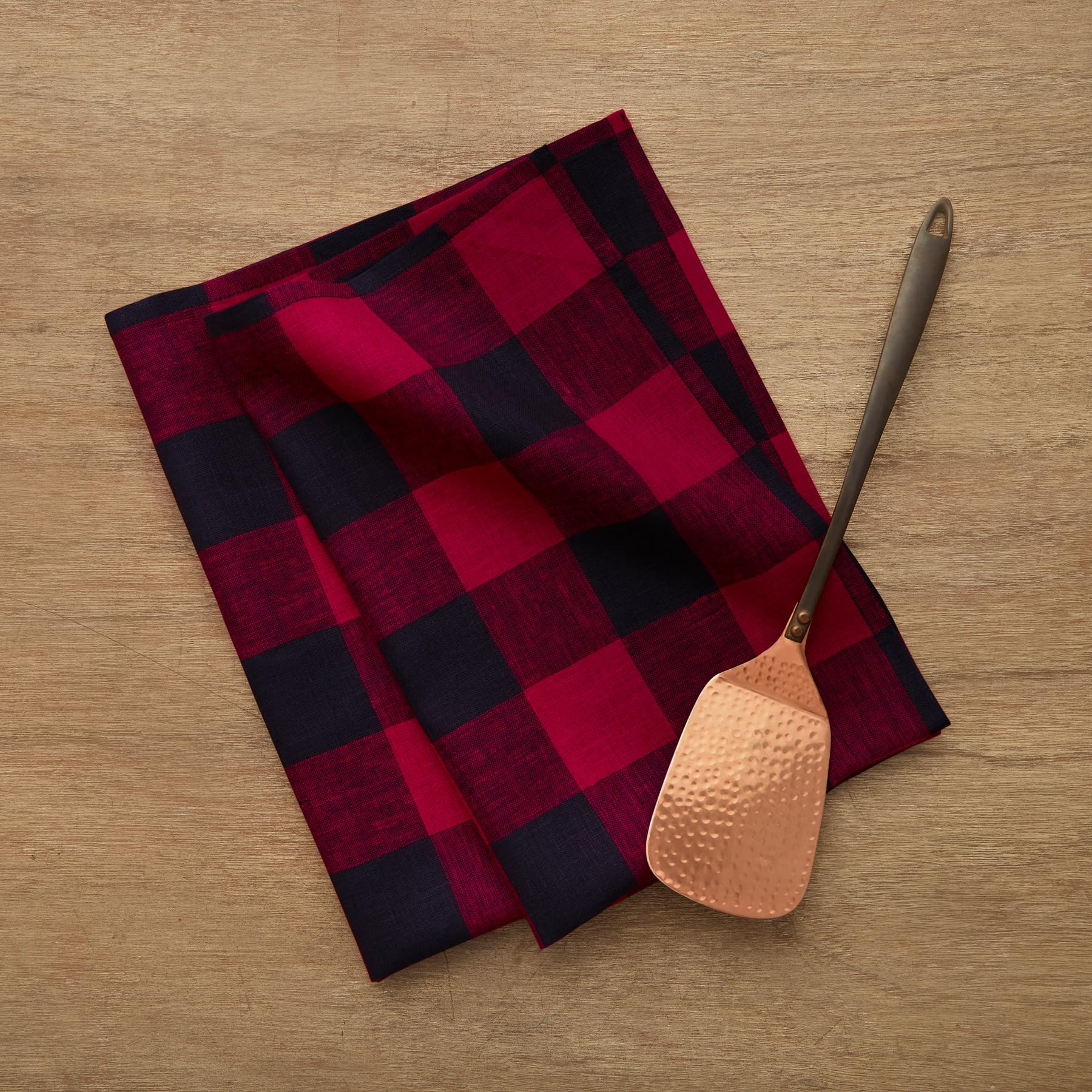 Solino Home Linen Kitchen Towels Set Of 2 - Red And Black 17 X 26 Inch - 100% Pure Linen Buffalo Check Kitchen/Tea Towels - Mach