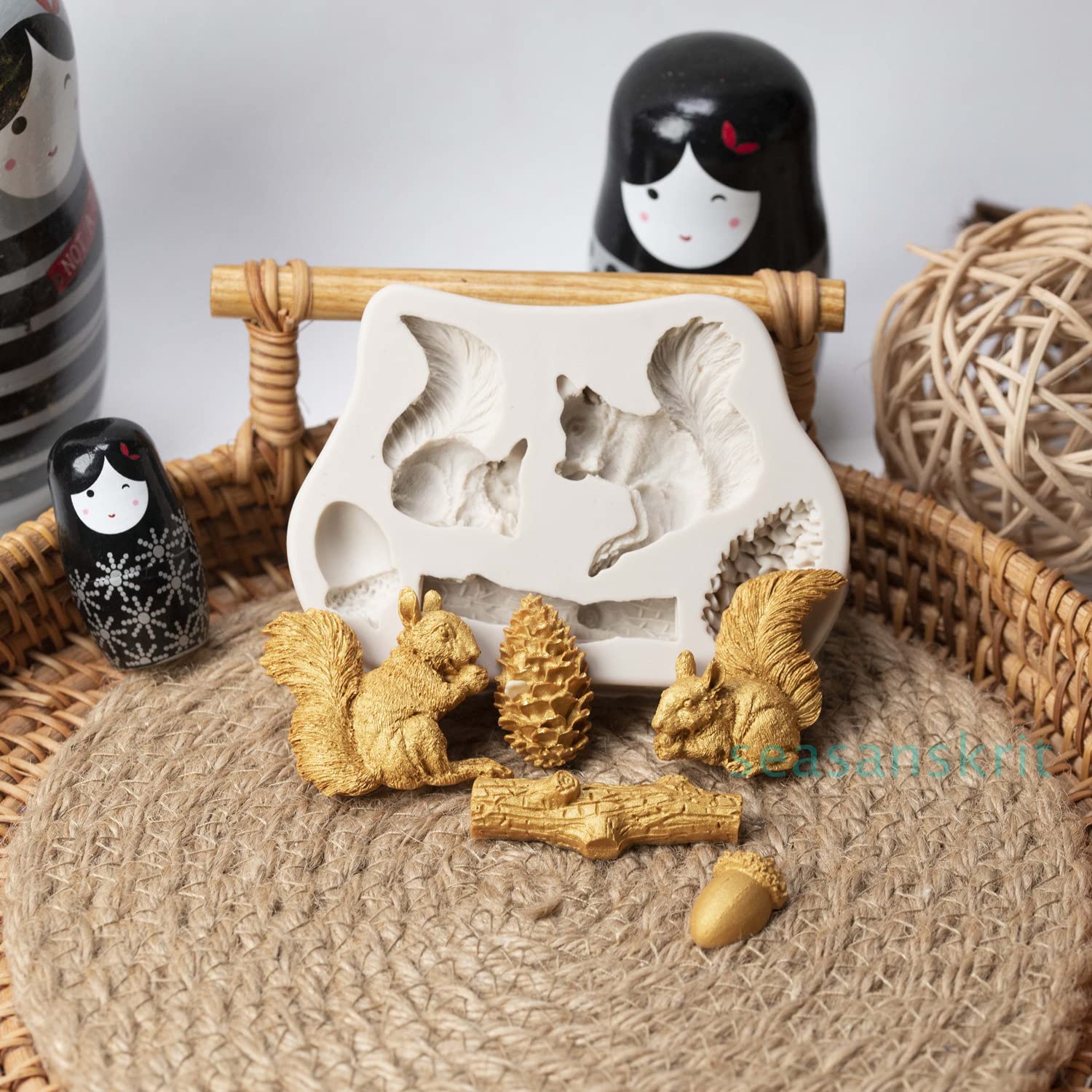 Xidmold Animal Fondant Silicone Mold, Squirrel Pinecones Acorn Tree Trunk Sugarcraft Cake Decorating Tool Baking Molds Cupcake T