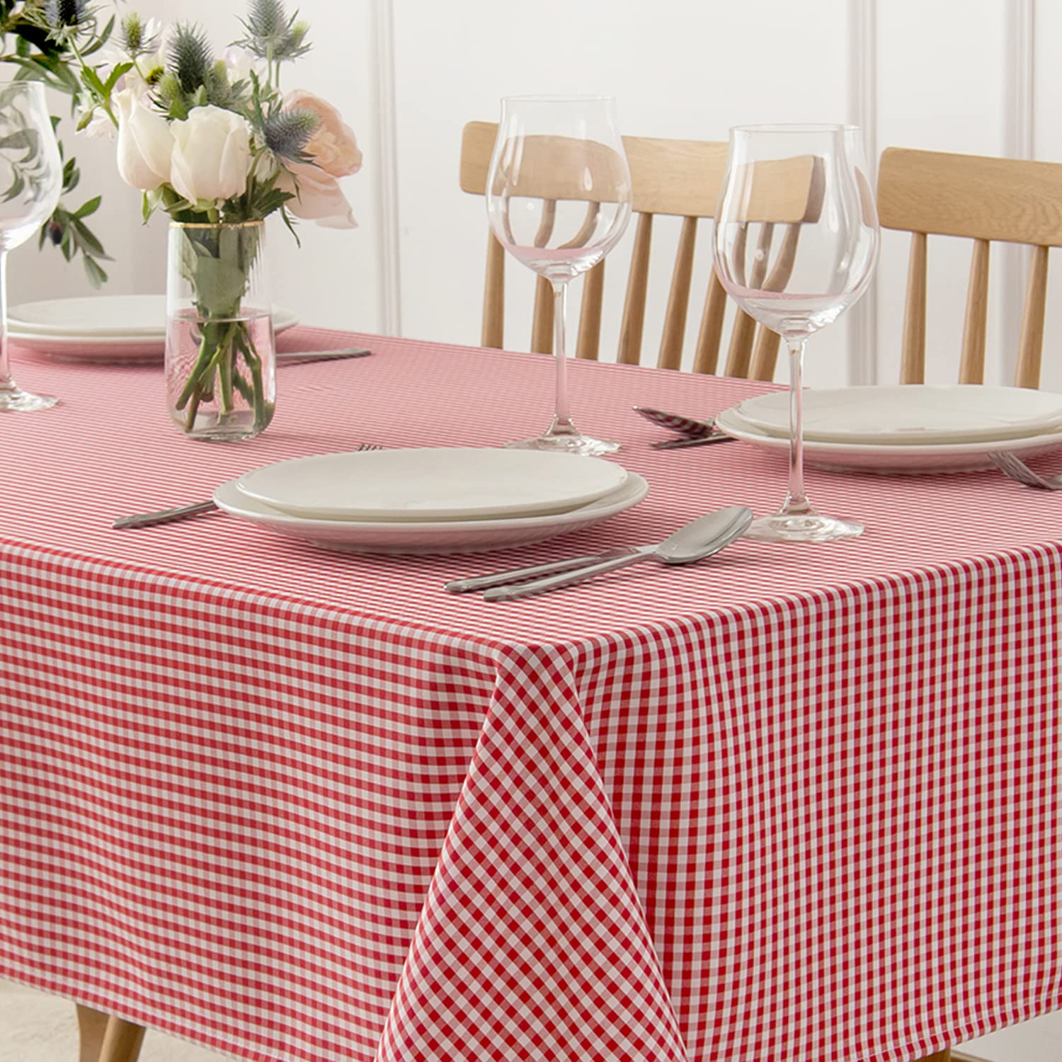 Maxmill Checkered Square Tablecloth Waterproof Wrinkle Resistant Heavy Weight Soft Gingham Table Cloth For Picnic Dinner And Chr