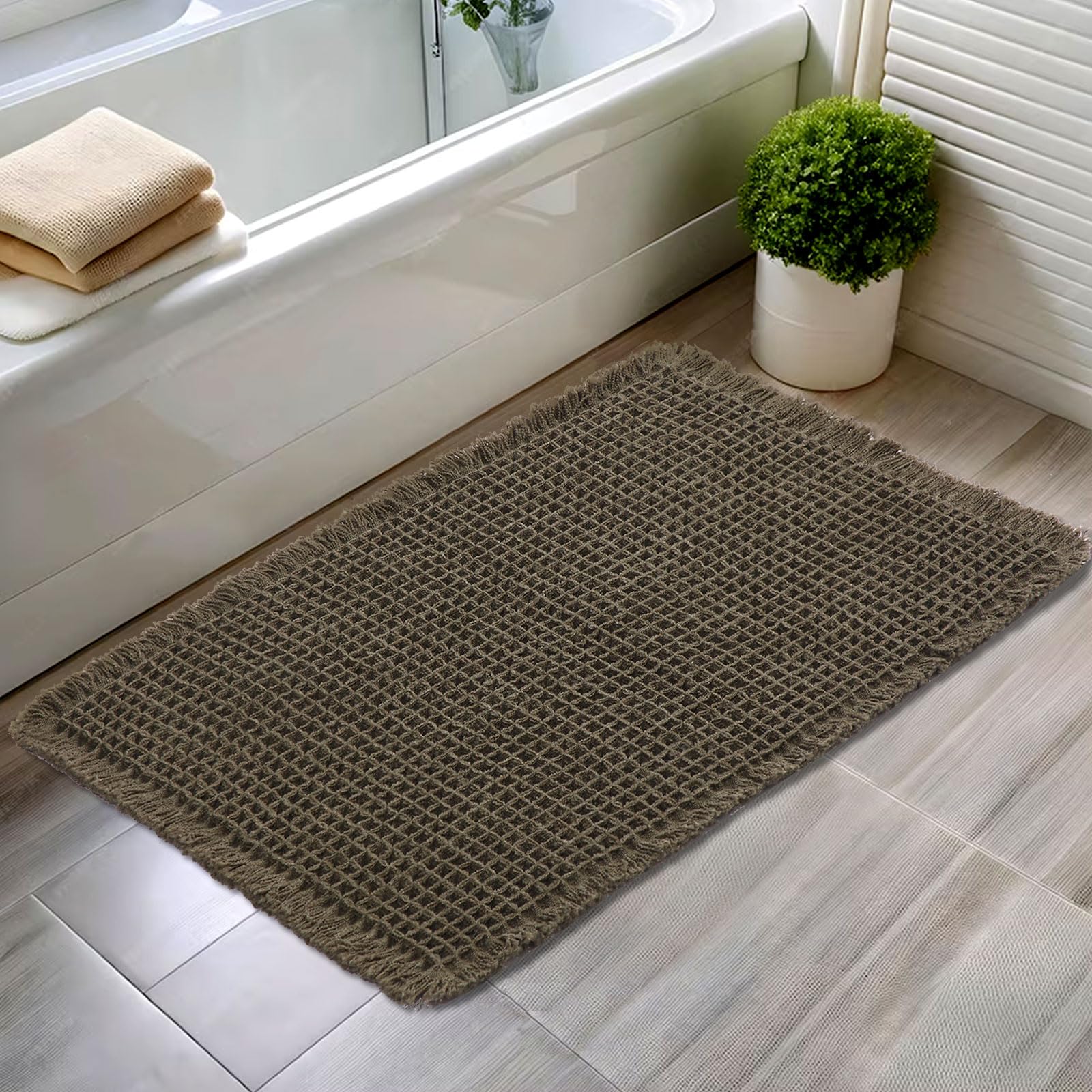 Hughapy Waffle Bath Mat, Upgraded Waffle Design Super Absorbent And Slip-Resistant Bath Mat With Fringe And Back Rubber Non-Slip