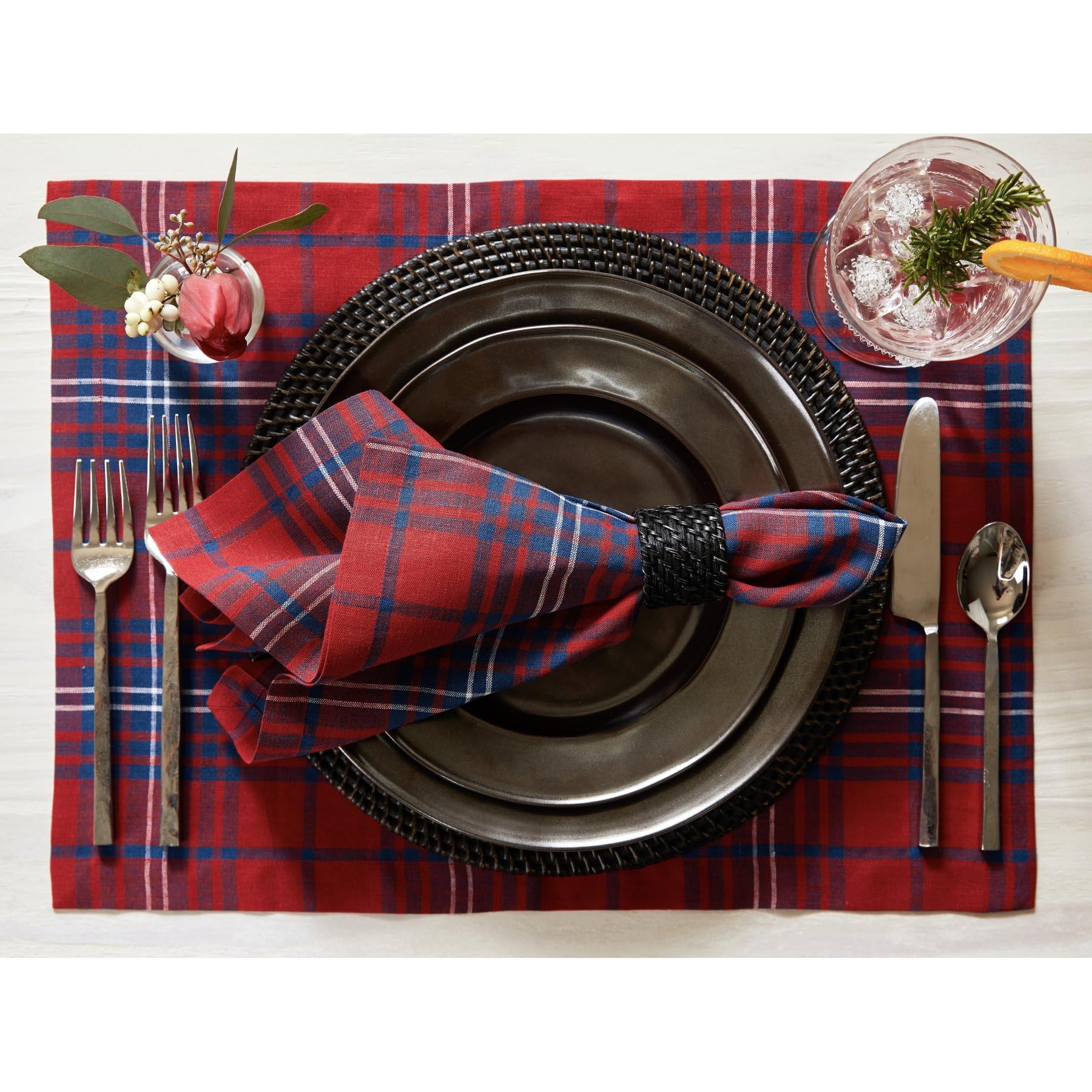 Solino Home Linen Dinner Napkins Set of 4 - 20"x20" Red & Navy Tartan Plaid, Handcrafted & Machine Washable