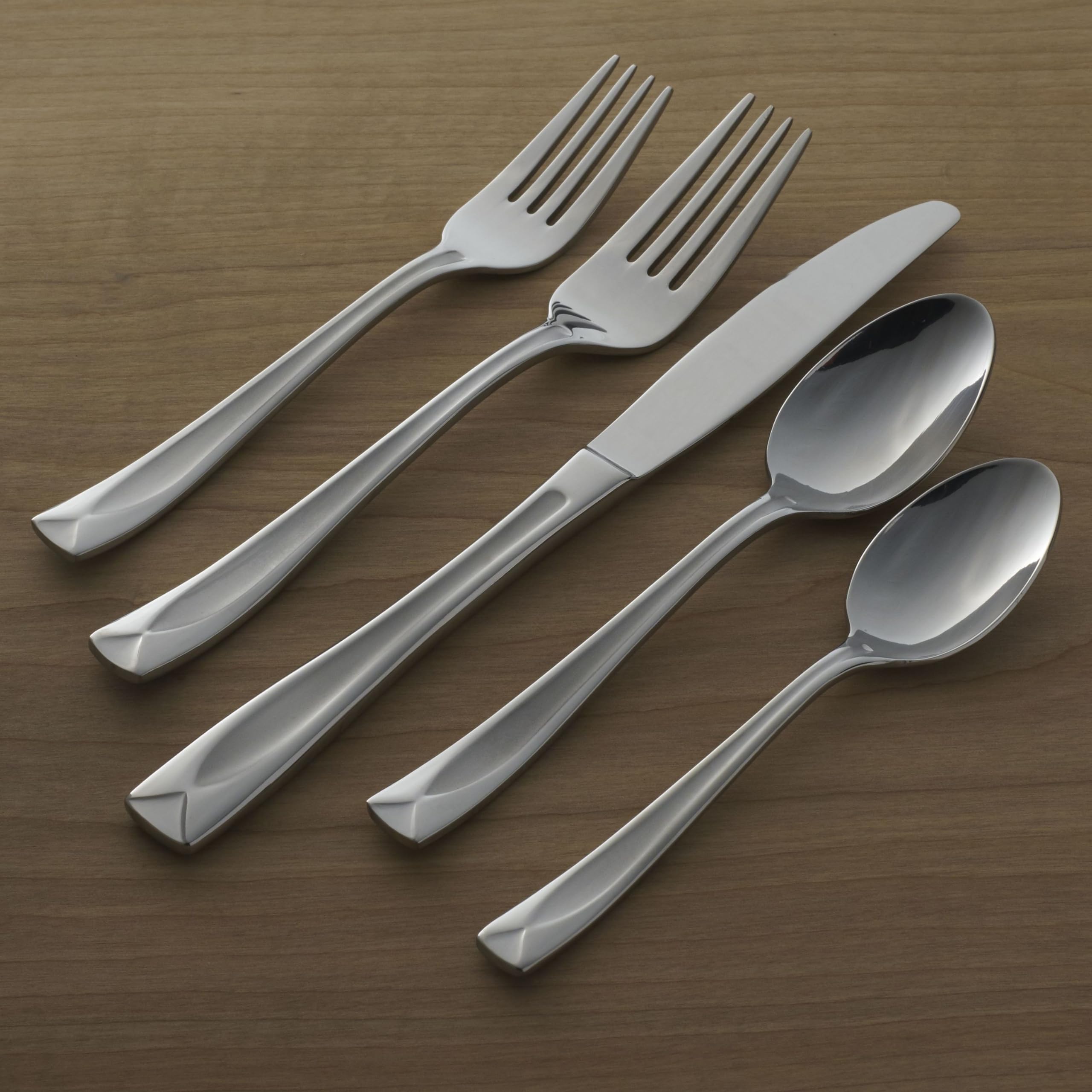Oneida Satin Lincoln 45 Piece Everyday Flatware Set, Service For 8, 18/0 Stainless Steel, Silverware Set, Dishwasher Safe