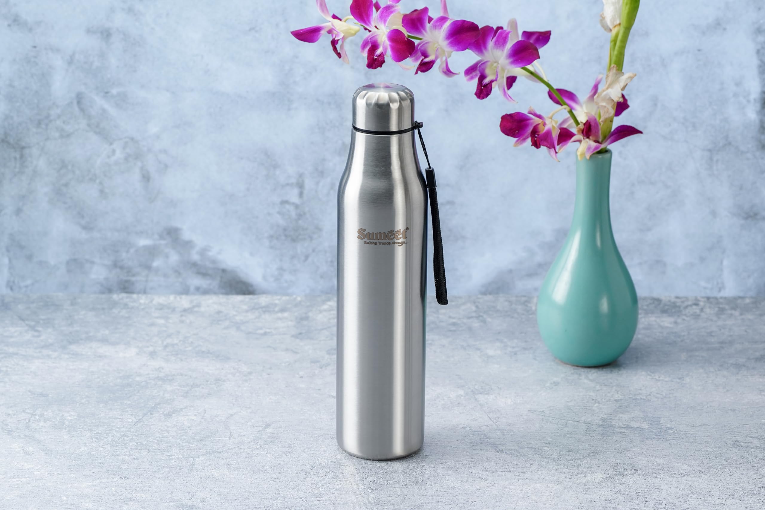 Sumeet AlphaAqua Stainless Steel Leak Proof Water Bottle Office/School/College/Gym/Picnic/Home/Fridge  1 Litre |Pack of 1| Sil
