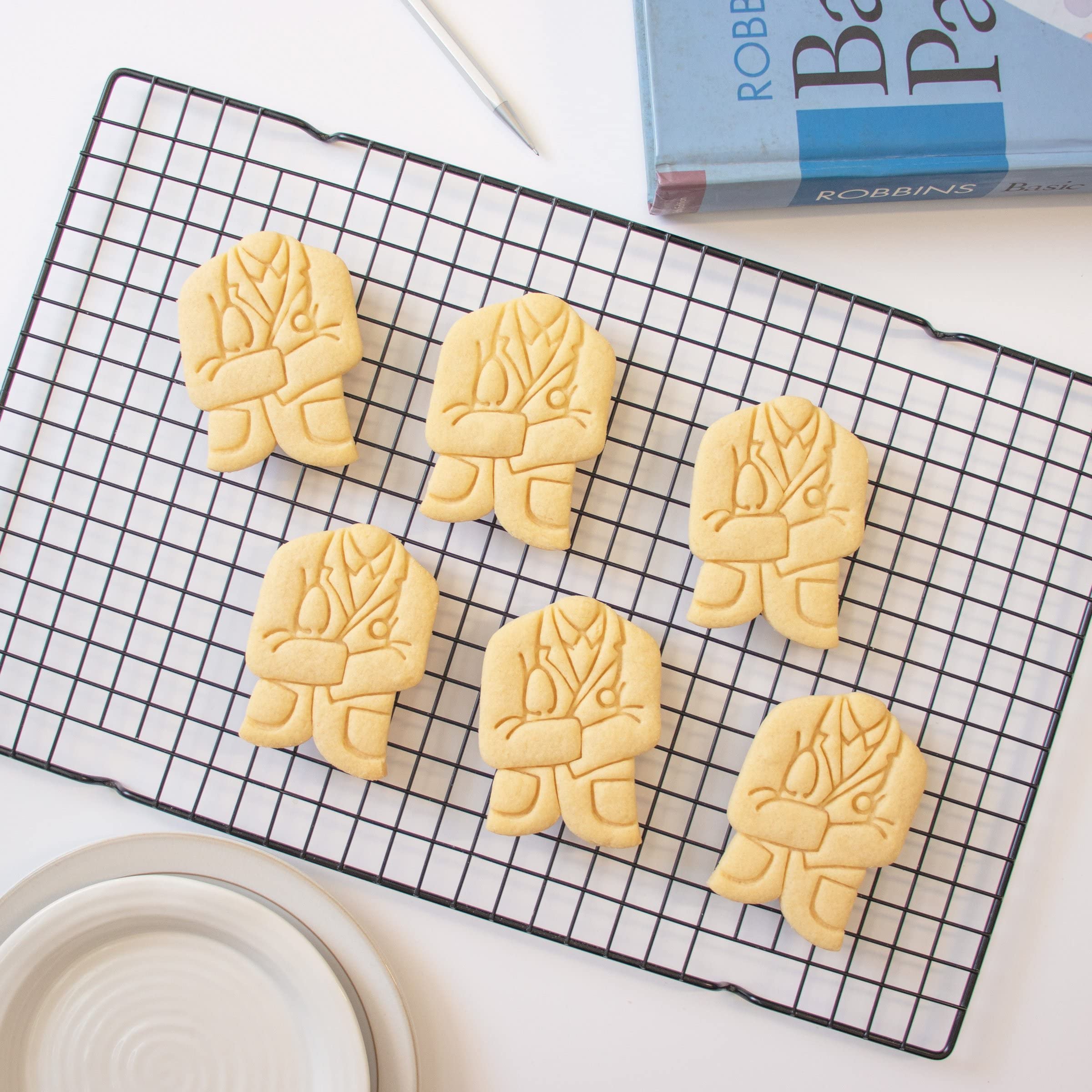 Doctor'S Coat Cookie Cutter, 1 Piece - Bakerlogy
