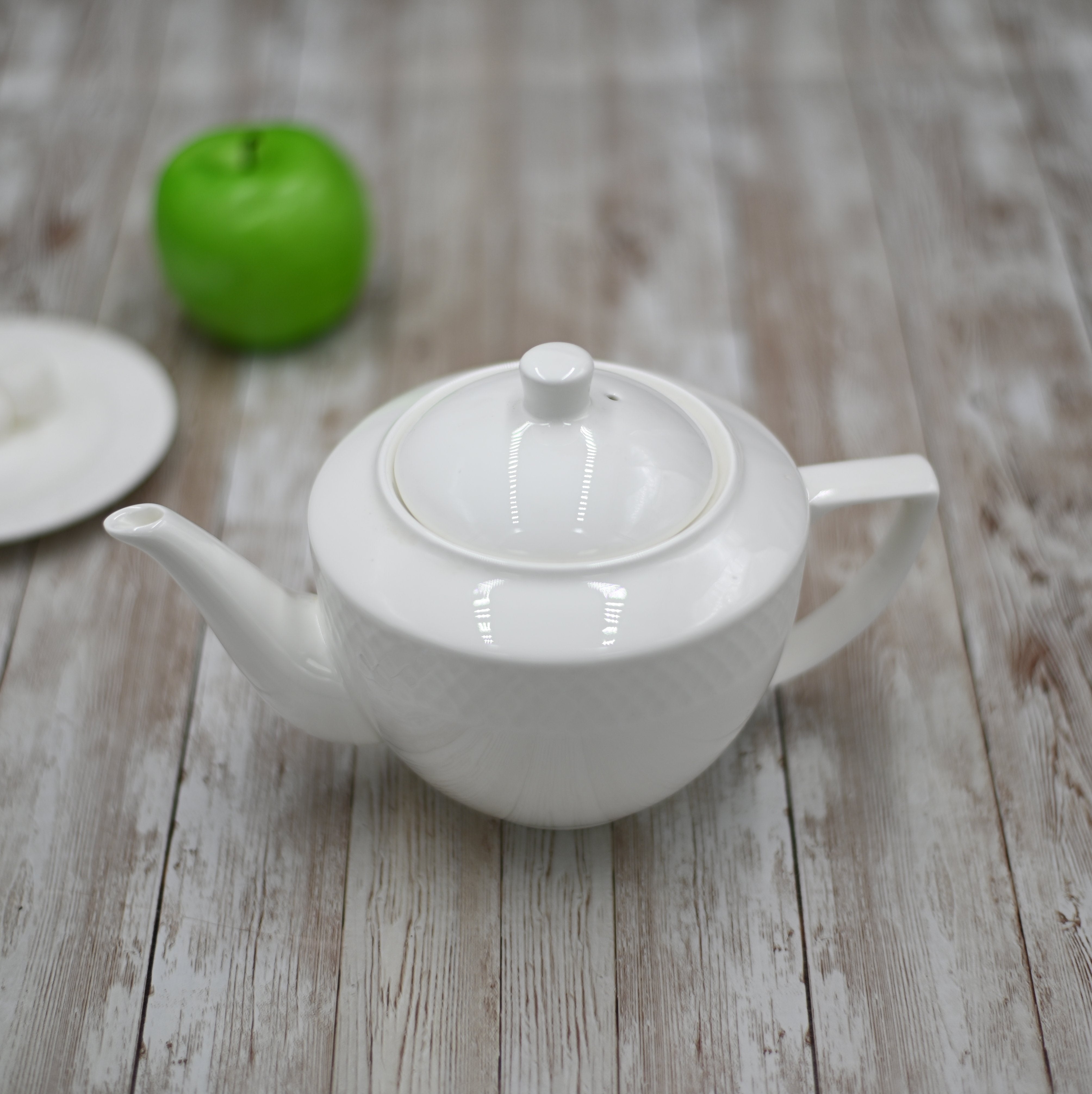 White Teapot 30 Oz | 900 Ml