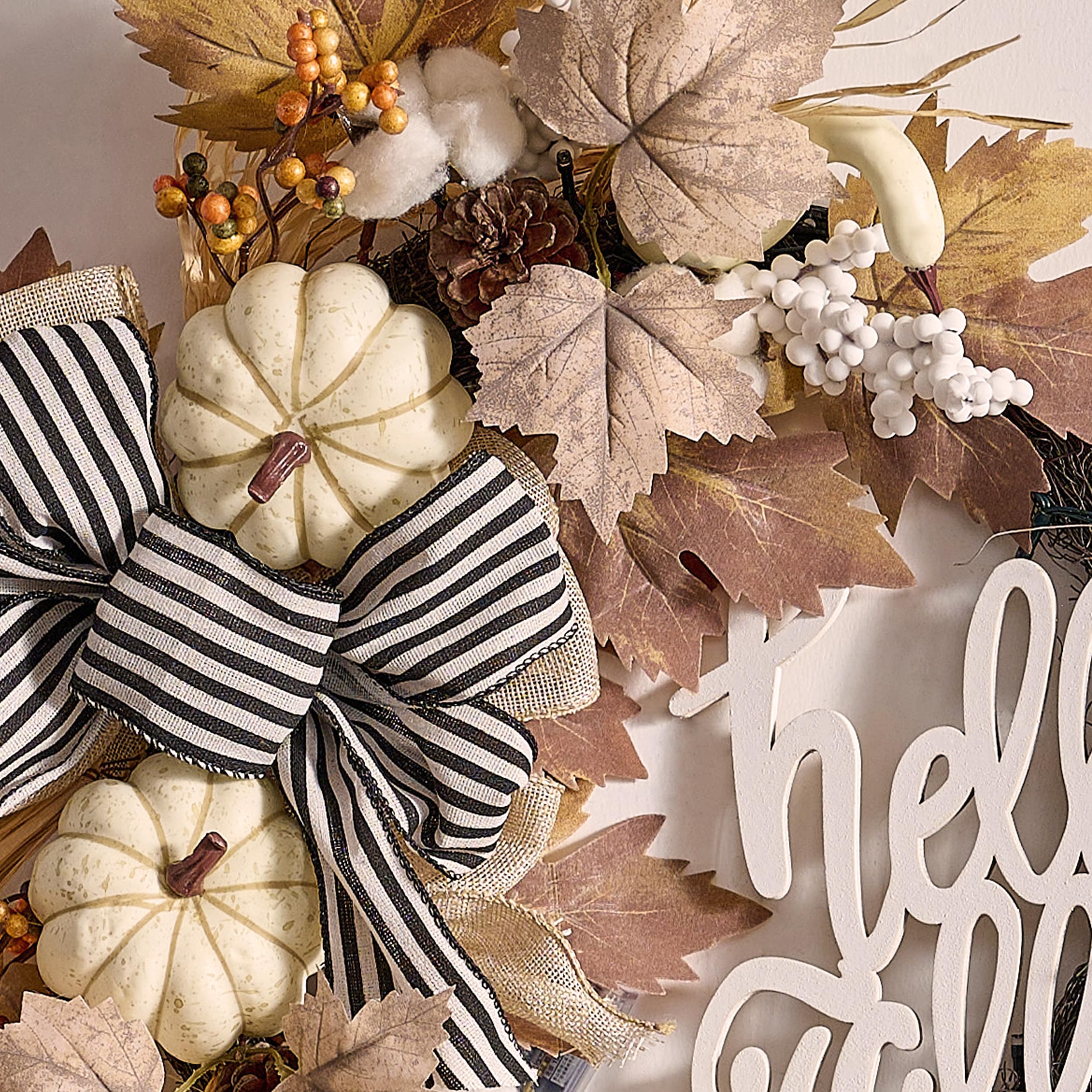 Valery Madelyn 22'' Collapsible Fall Wreaths for Front Door, Neutral Autumn Door Wreath with Lights Pumpkins Bow Outdoor Fall Ha