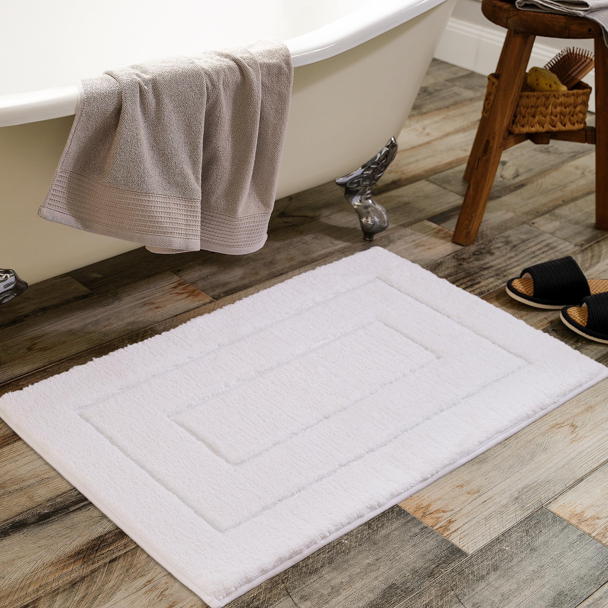 Granny Says White Bathroom Rug Mat, Bath Mats For Bathroom Non-Slip, 24'' X 36'', Super Soft And Water Absorbent, Microfiber Bat