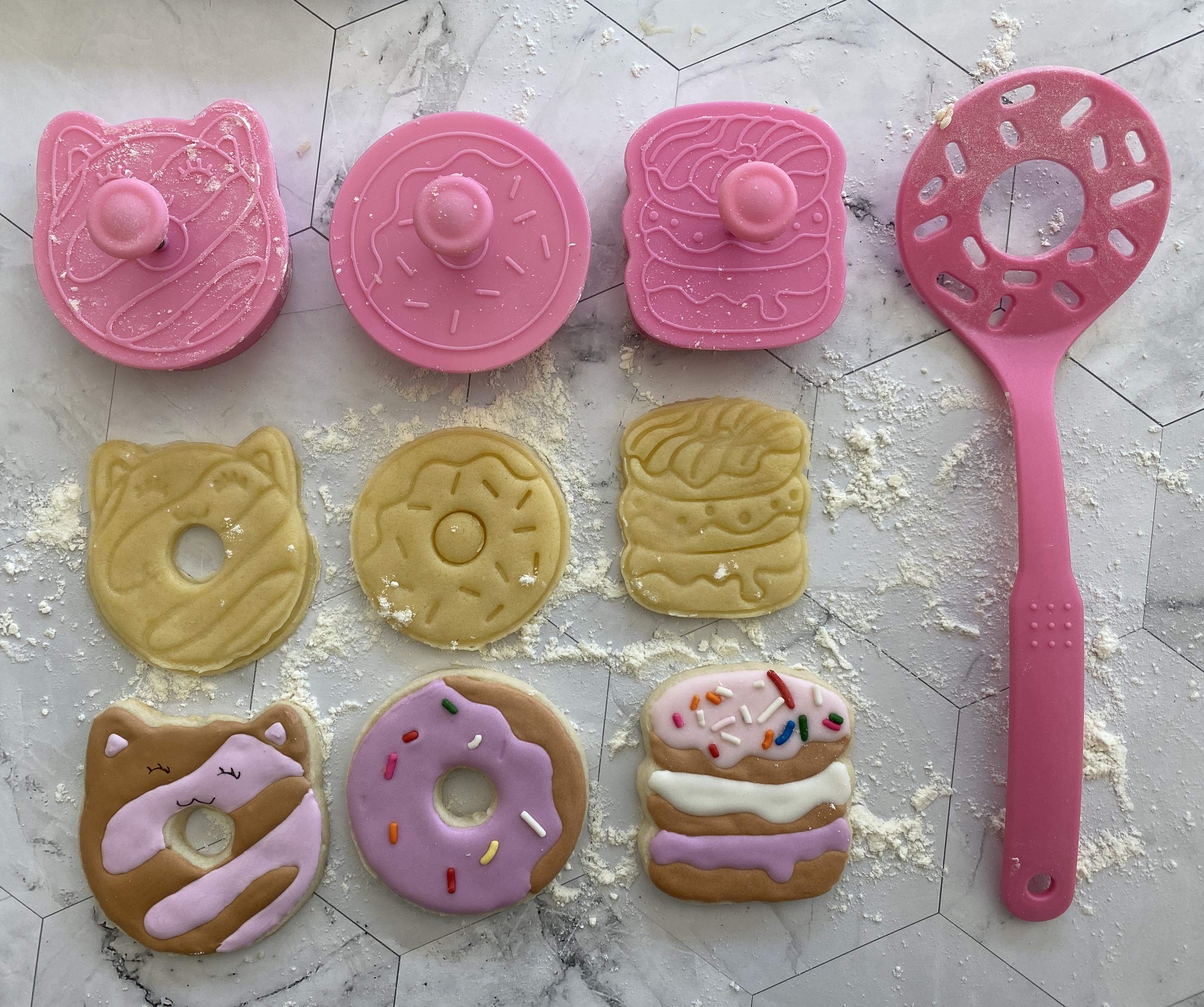 Handstand Kitchen Donut Shoppe 4-Piece Cookie Stamp And Flipper Set With Recipes