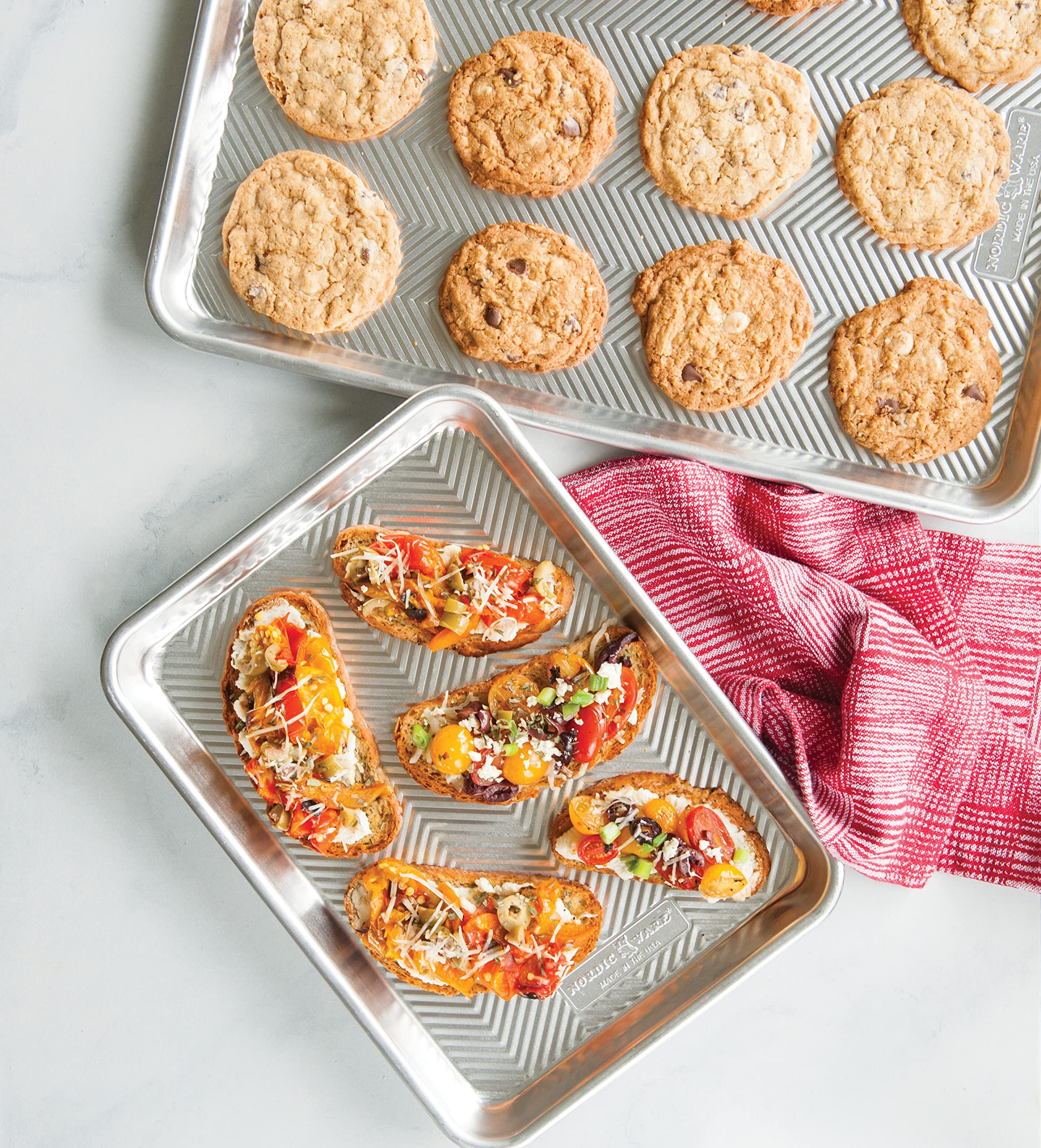 Nordic Ware Prism Baking Pan, Aluminum, 1 Pack, Natural, Model 45372AMZM