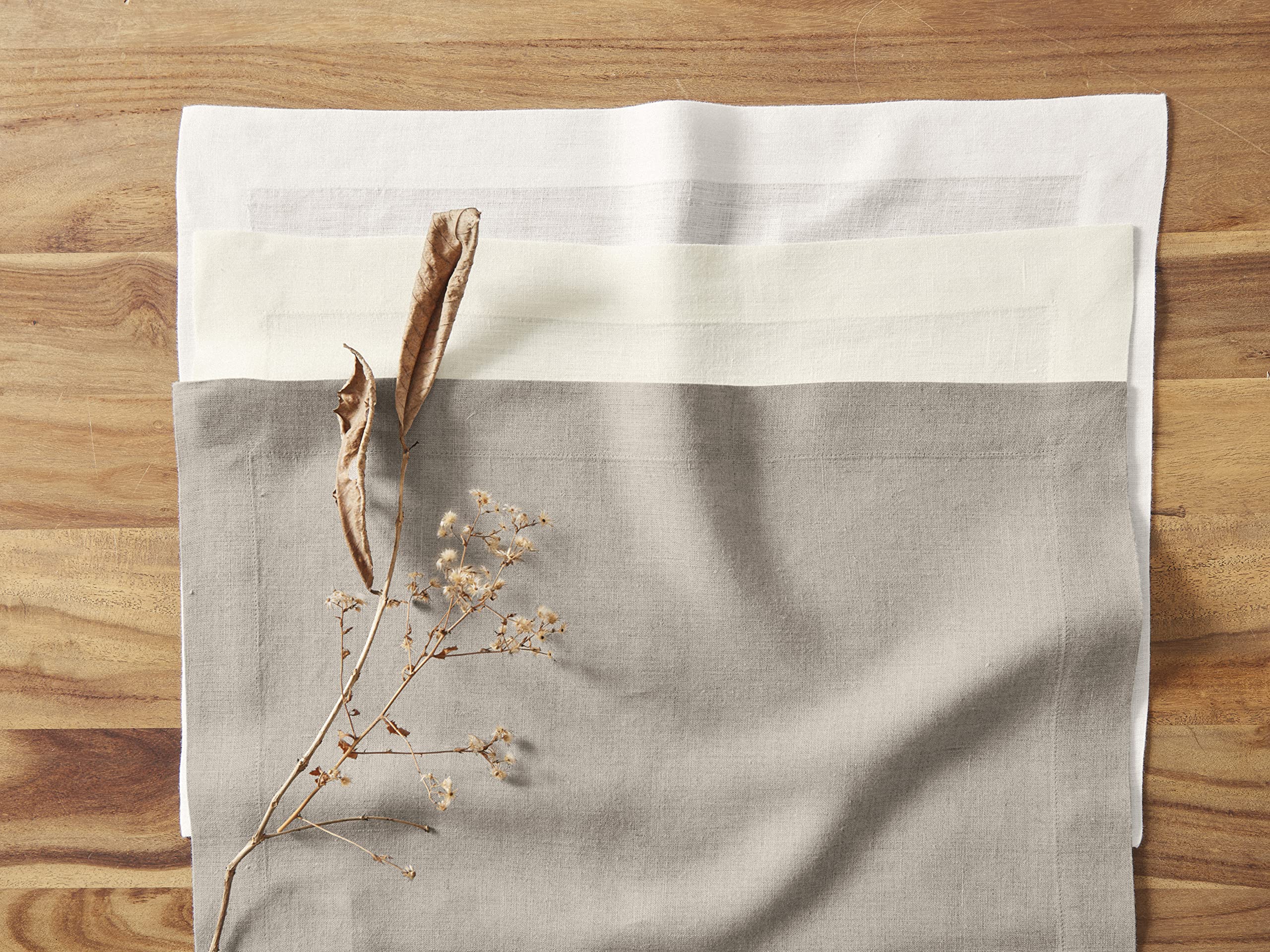 Solino Home Linen Placemats 19'' L X 14'' W Inch - 100% Pure Linen Ice Lilac Cloth Placemats Set Of 4 - Sonoma, Washable Fabric