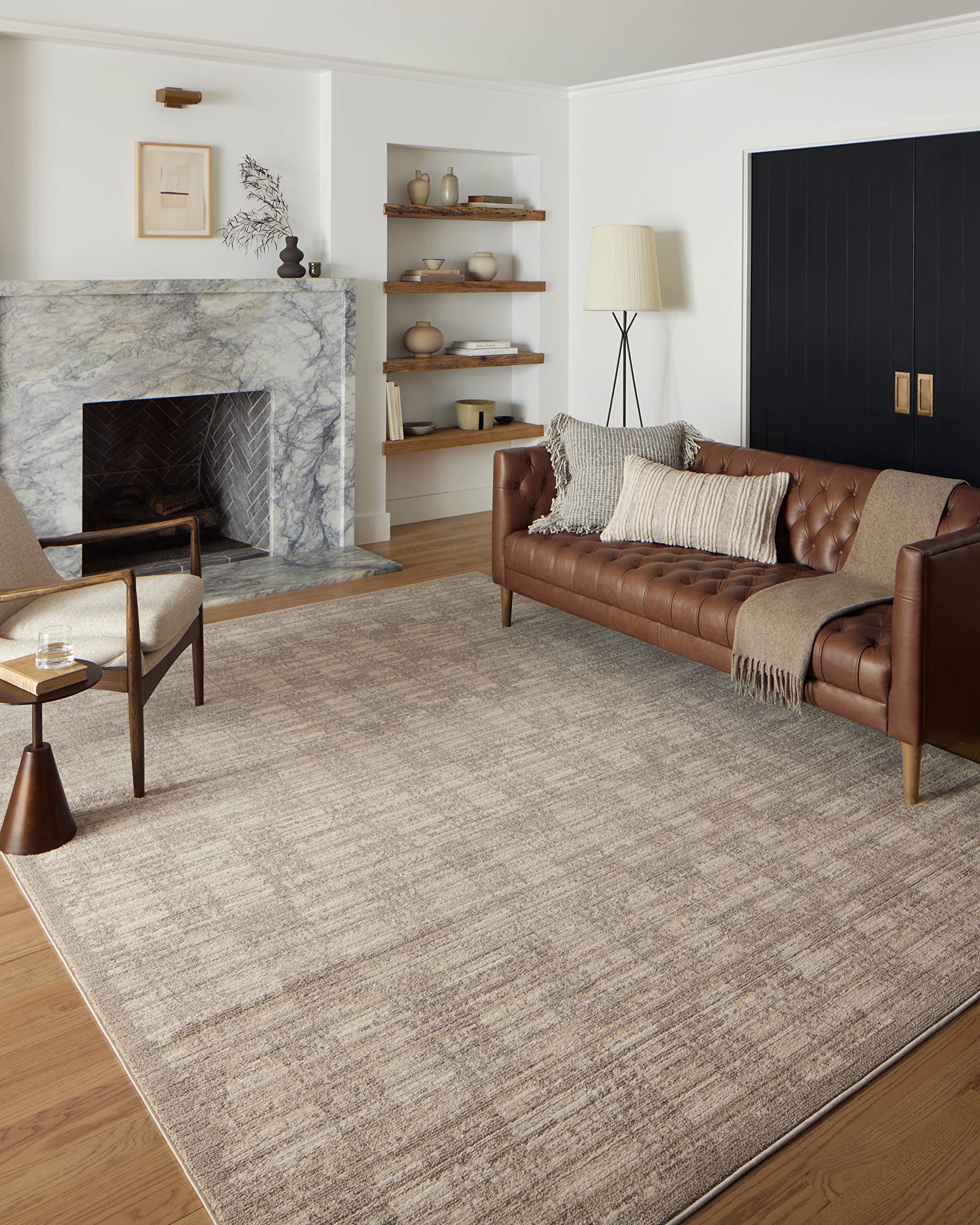 Loloi II Darby Collection DAR-07 Pebble/Sand 6-7 x 9-3 Area Rug