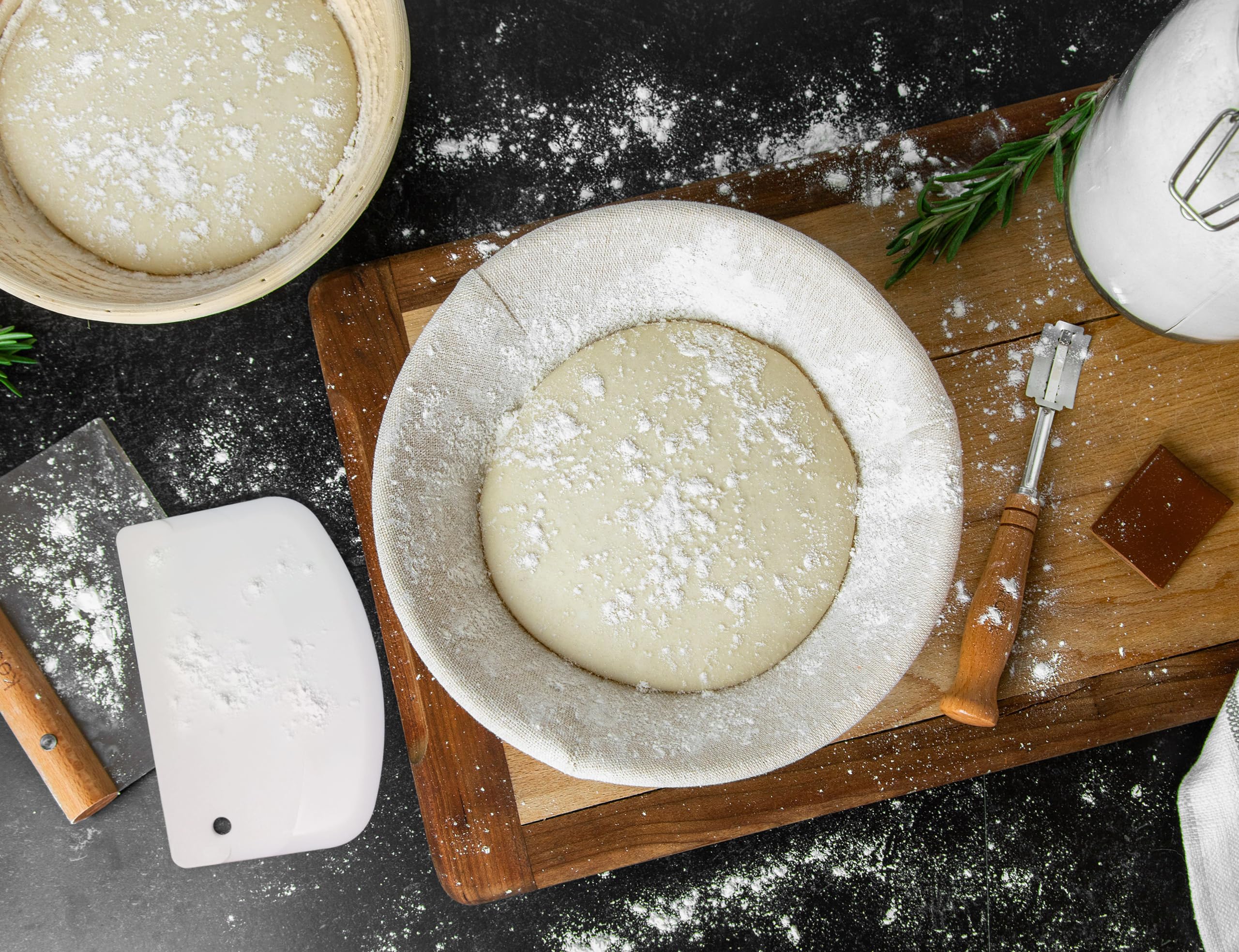 Proofing Set, By Kook, Sourdough Bread, 2 Rattan 9 Inch Banneton Baskets, 2 Basket Covers, Metal Scraper, Plastic Scraper, Scori