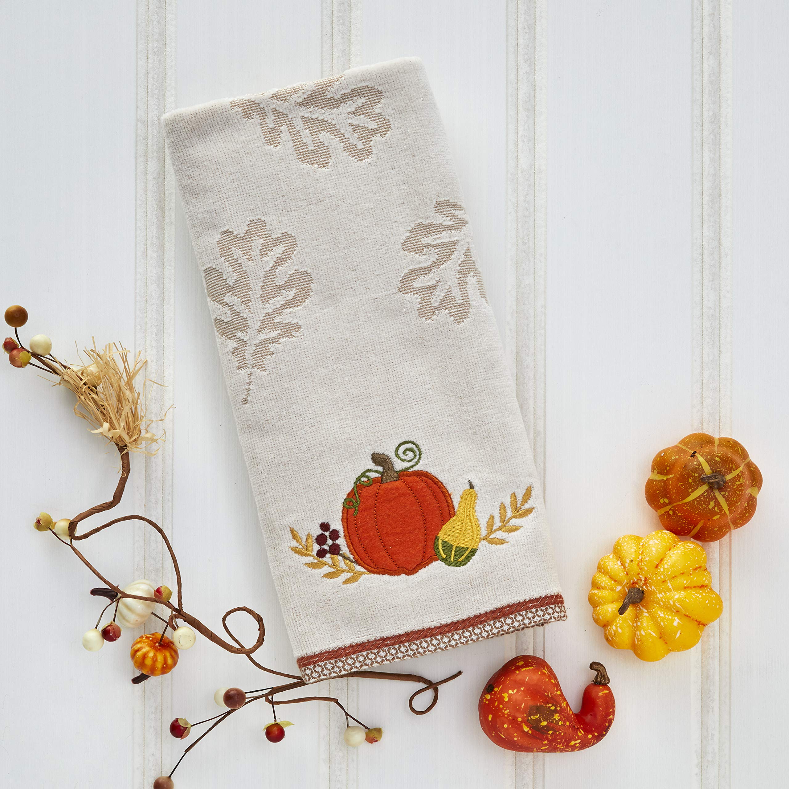 SKL Home Harvest Traditional Pumpkin Hand Towel Set  Tan Small