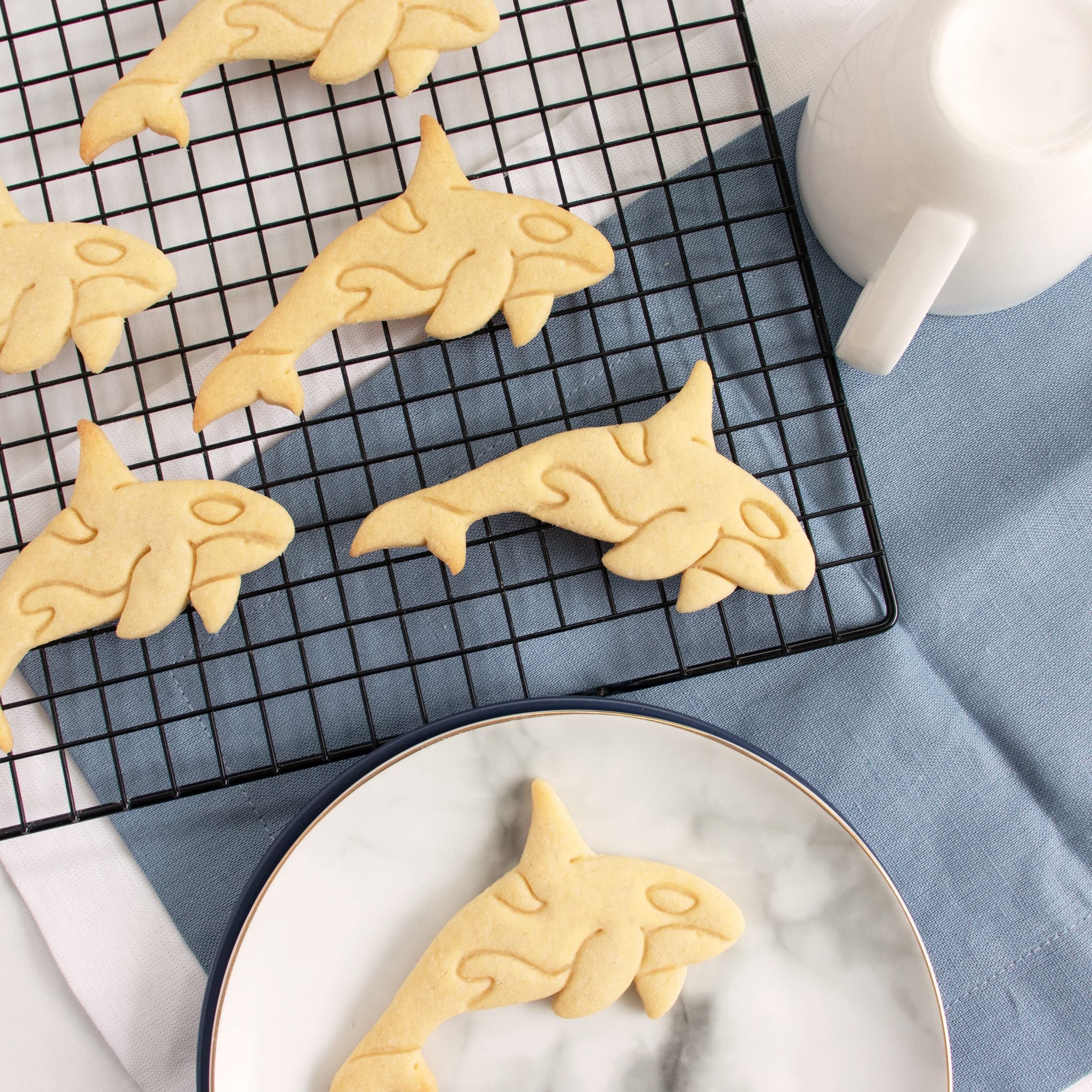 Orca Cookie Cutter, 1 Piece - Bakerlogy