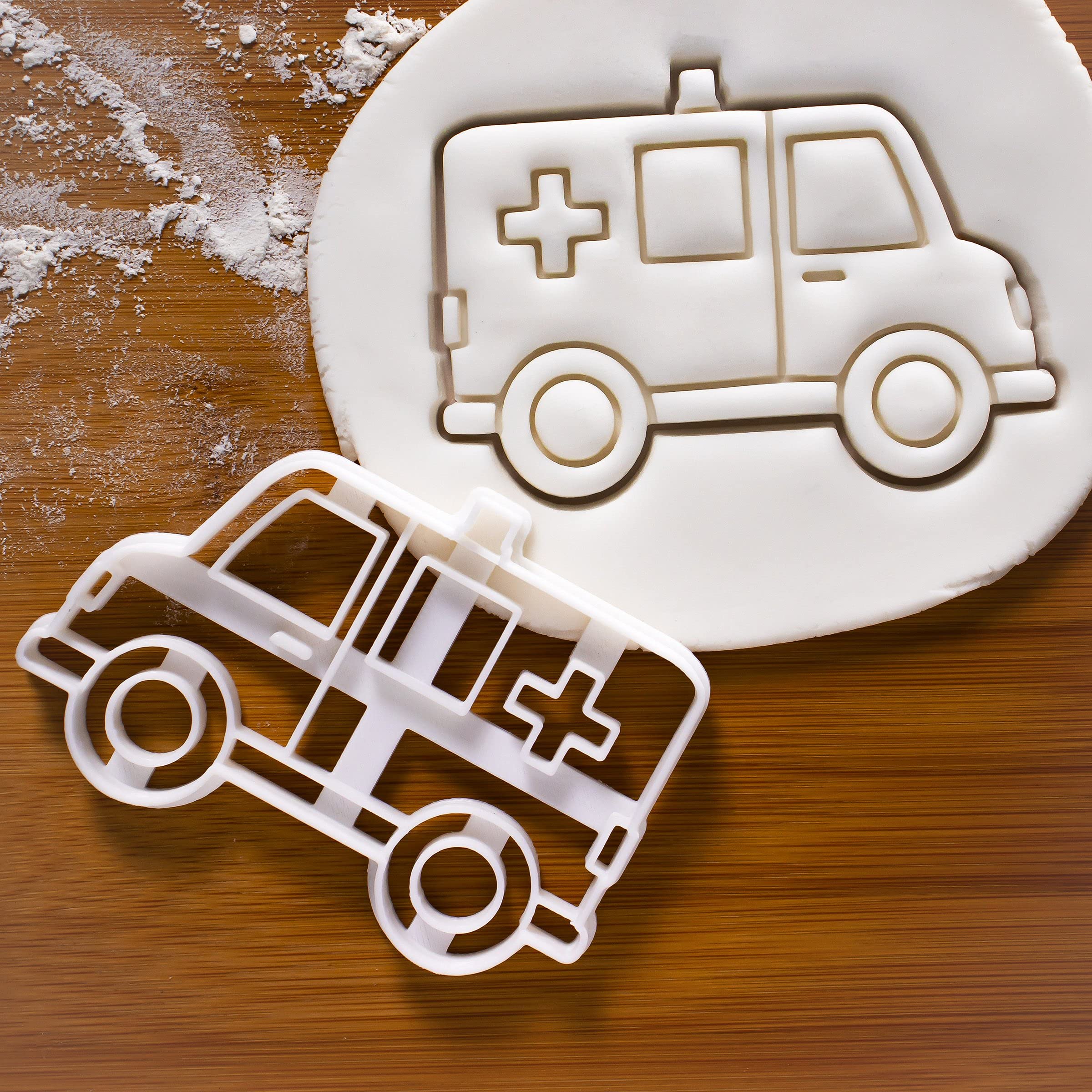 Ambulance Cookie Cutter, 1 Piece - Bakerlogy
