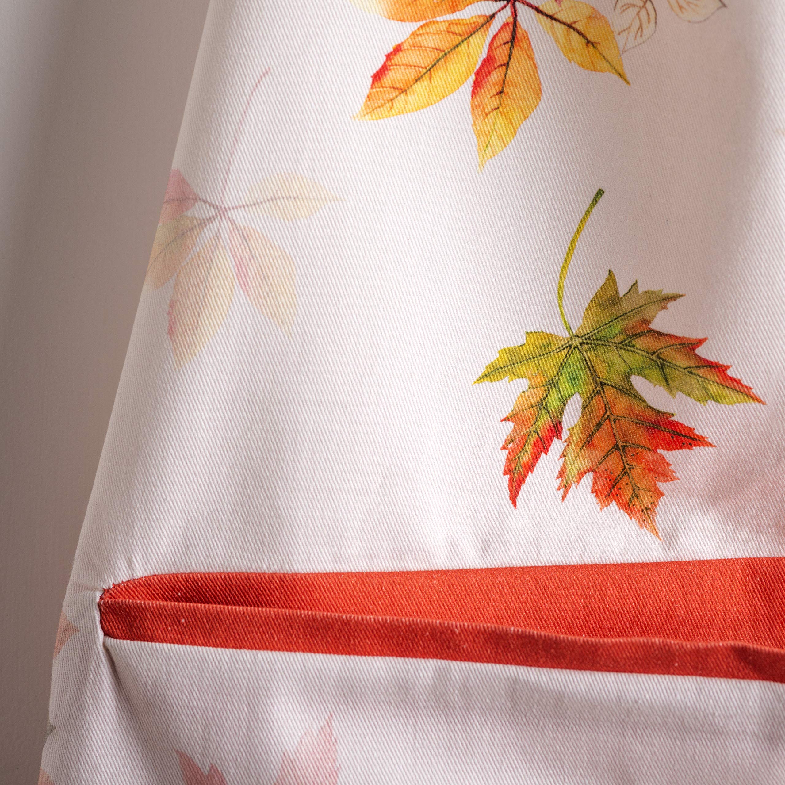 Maison D' Hermine Amarante 100% Cotton 1 Piece Kitchen Apron With An Adjustable Neck & Hidden Centre Pocket With Long Ties For W