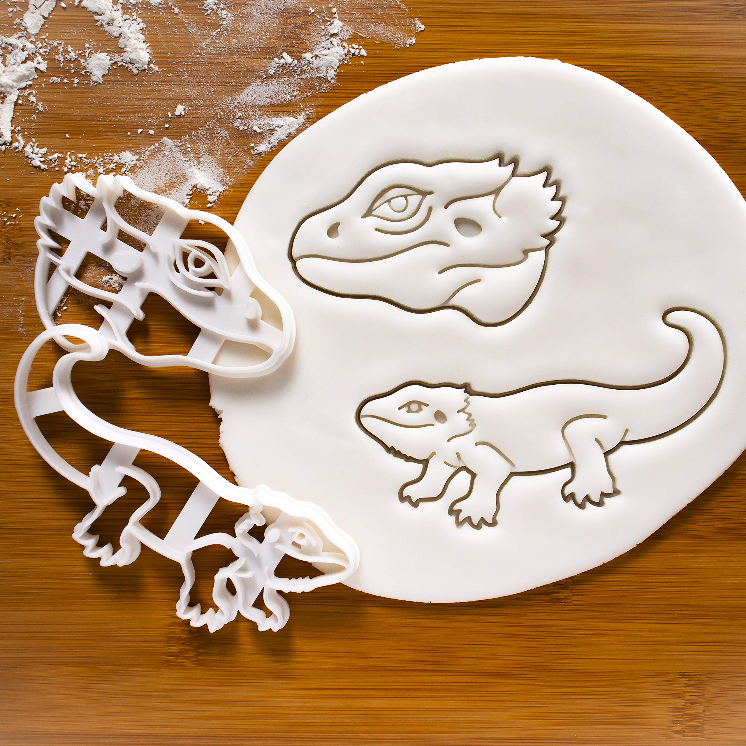 Set Of 2 Pogona Bearded Dragon Cookie Cutters (Designs: Body And Face), 2 Pieces - Bakerlogy