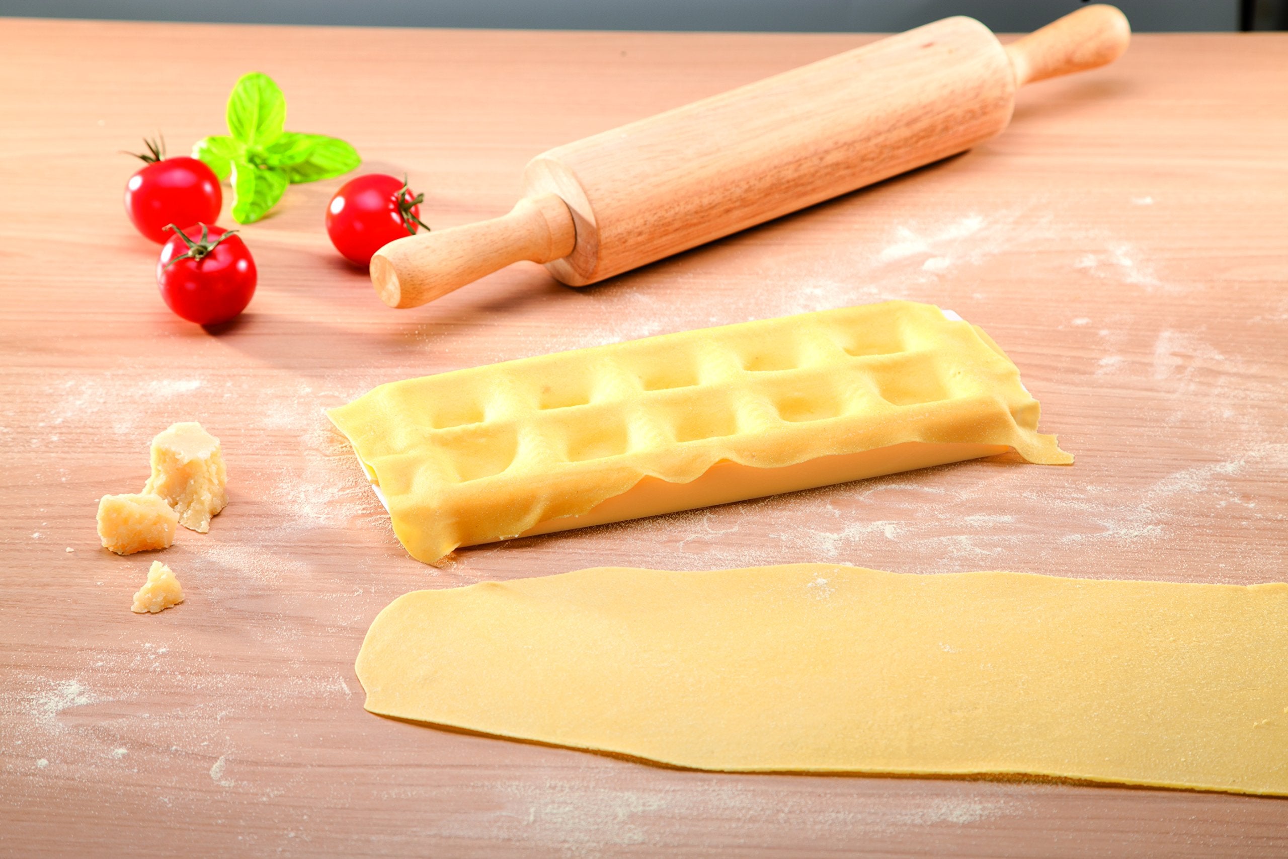 Tescoma 630877.00 Ravioli Maker Mold For 10 Square Ravioli, Ravioli Cutter