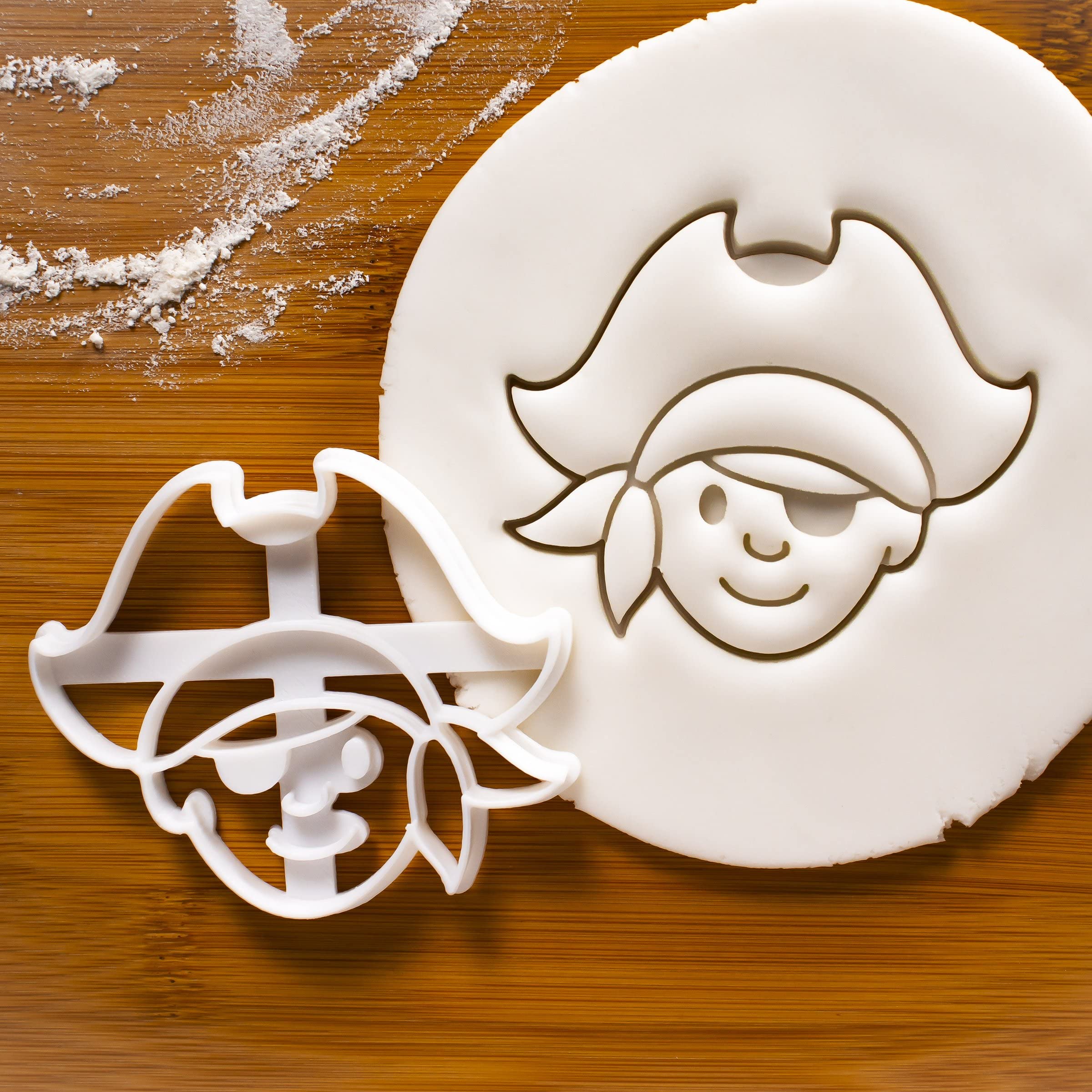 Pirate Boy Cookie Cutter, 1 Piece - Bakerlogy