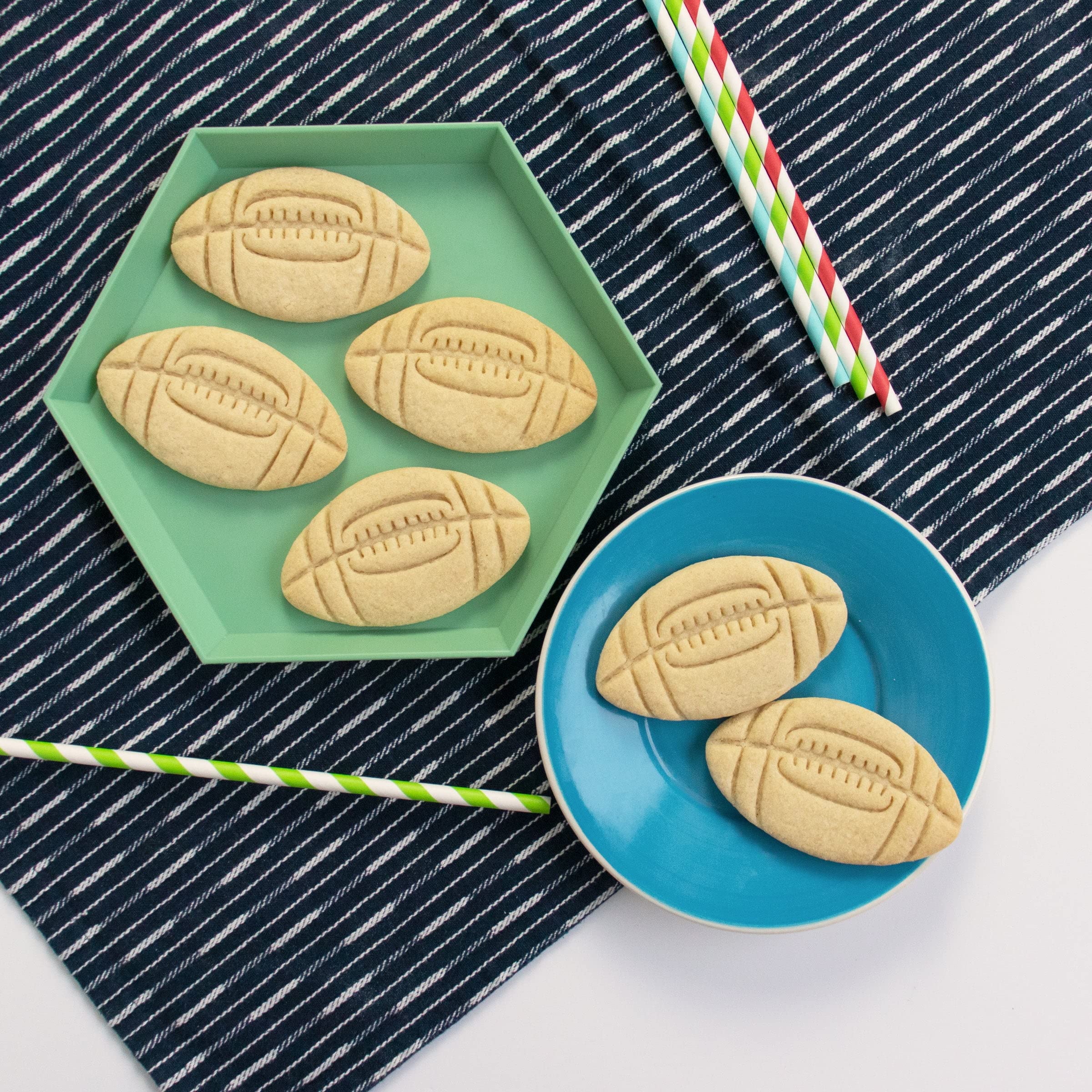 American Football Cookie Cutter, 1 Piece - Bakerlogy