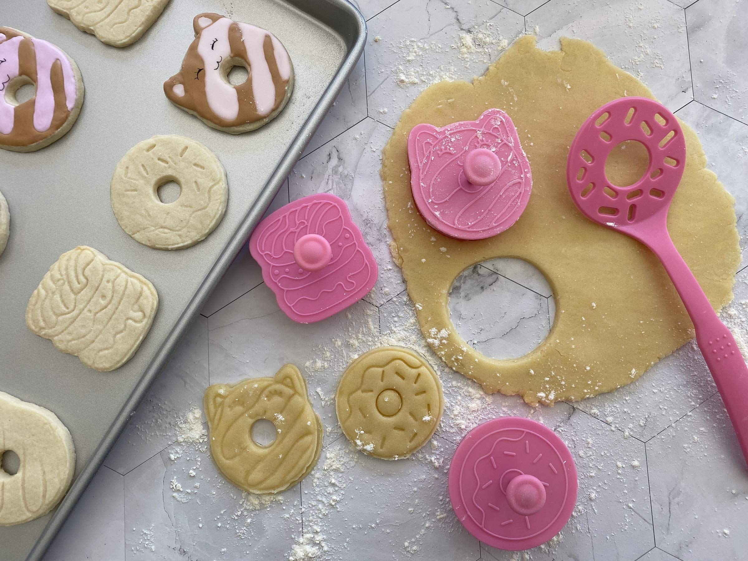 Handstand Kitchen Donut Shoppe 4-Piece Cookie Stamp And Flipper Set With Recipes