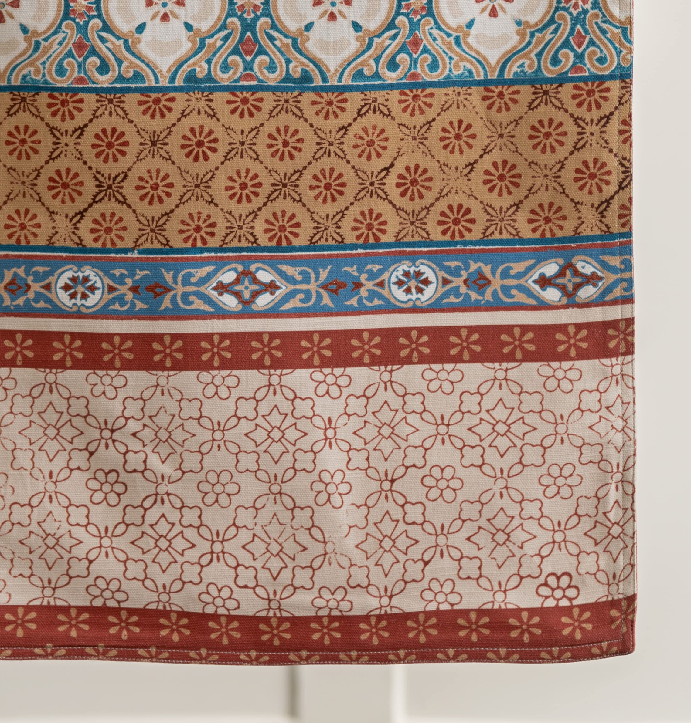 Maison D' Hermine Tablerunners 100% Cotton Decorative Tablerunner Table Cover, Holiday, Dinner, Wedding & Dining, Romane (Double