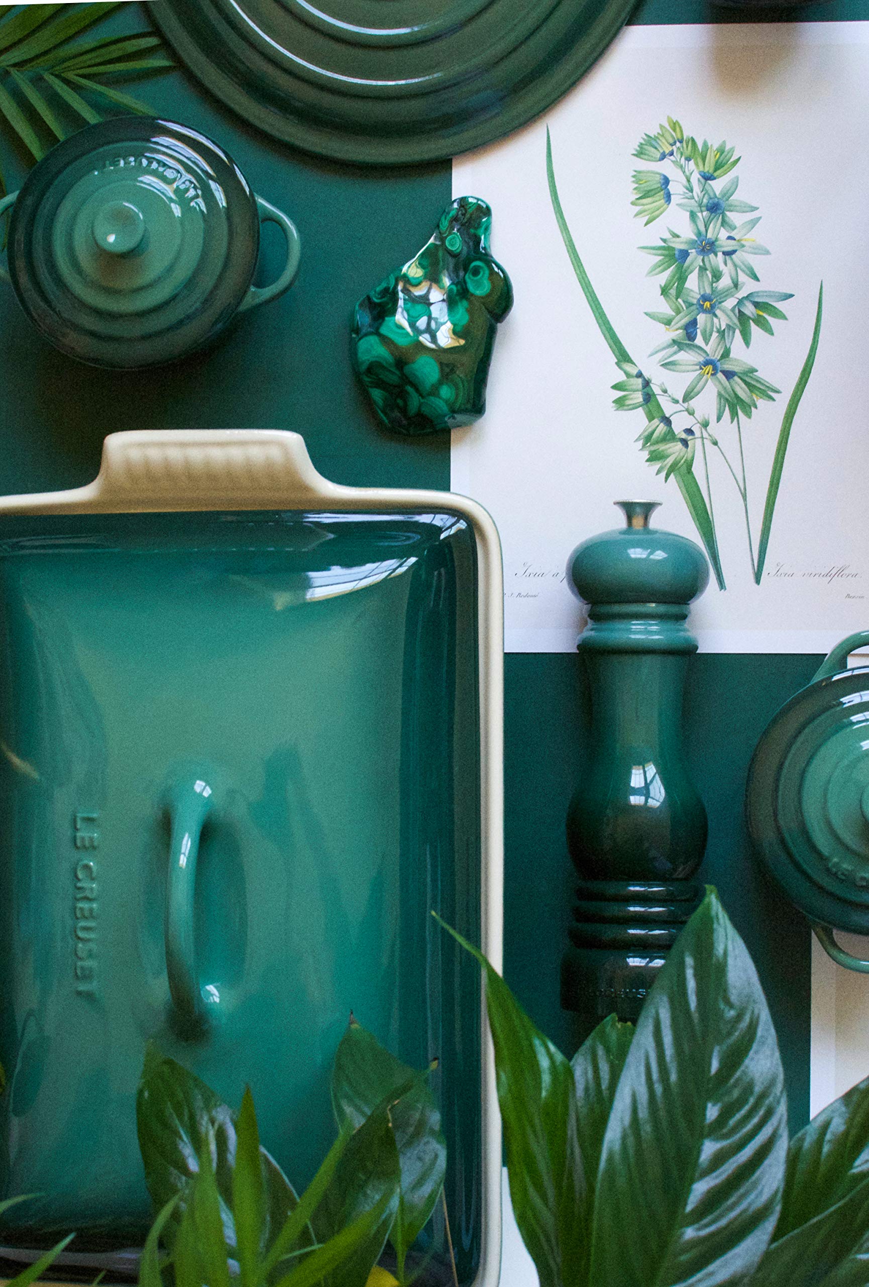 Le Creuset Stoneware European Butter Dish, Artichaut