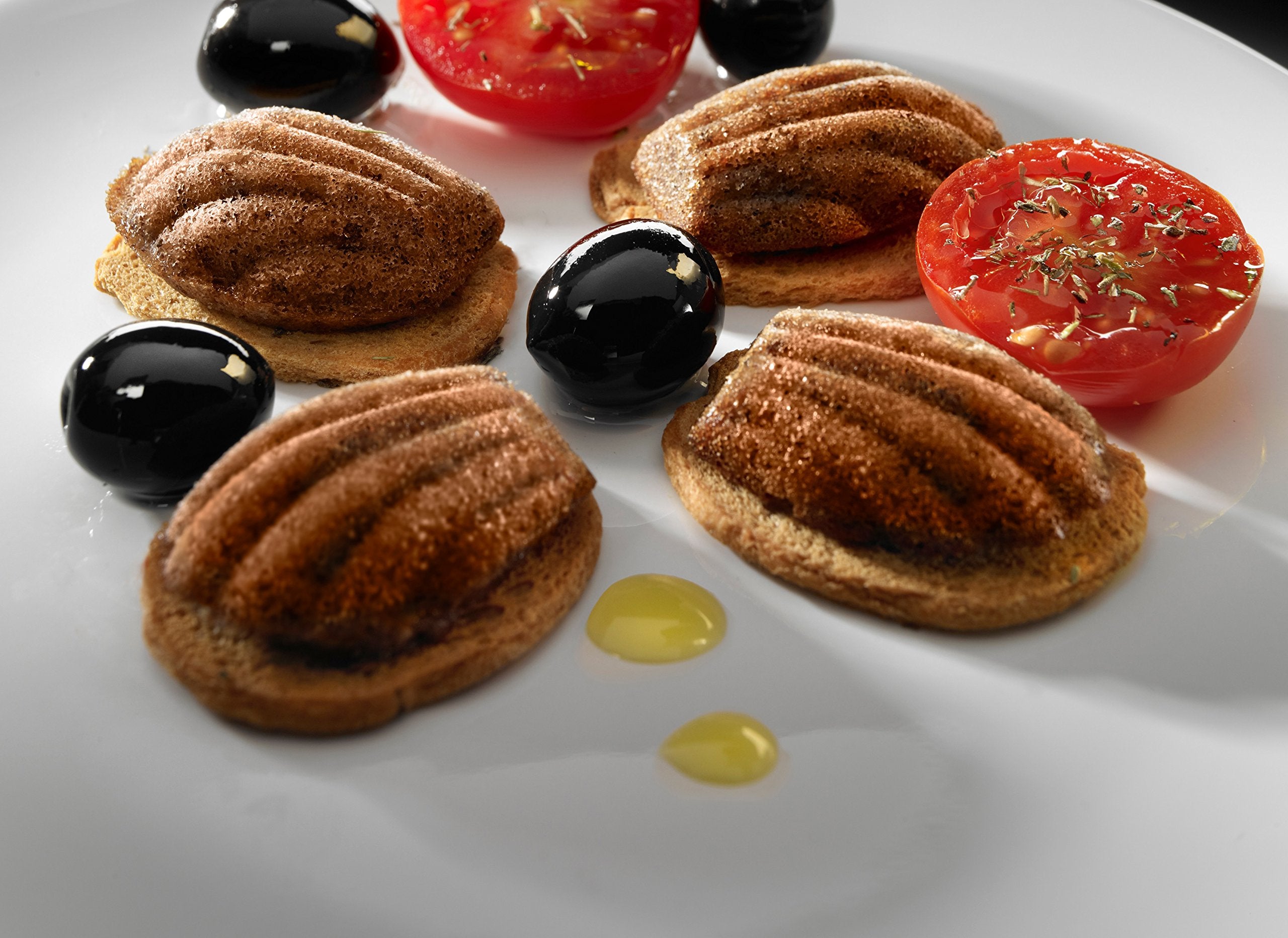 Lekue Red Silicone 9-Cup Madeleine Mold
