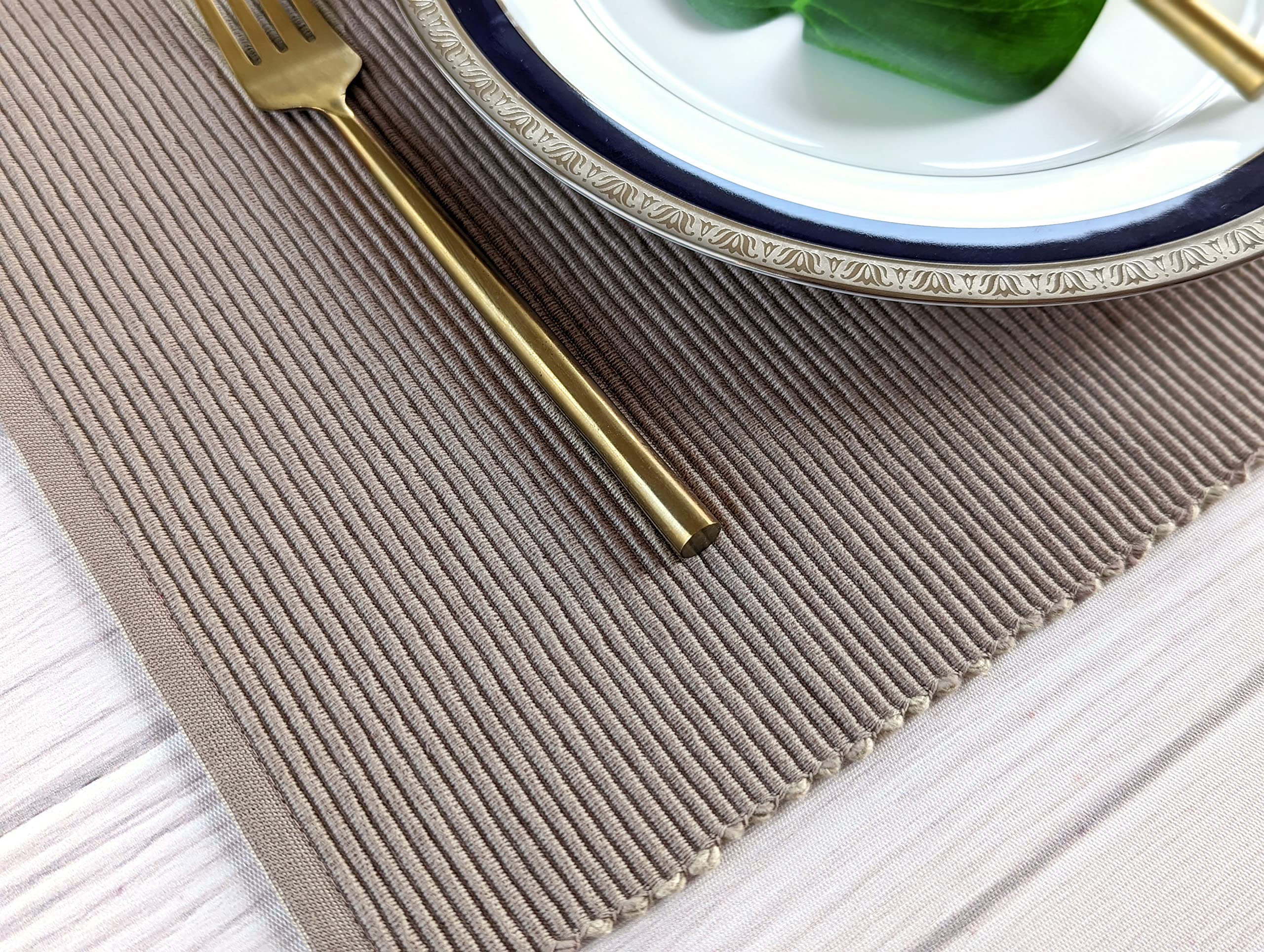 Avka Studio 100% Cotton Ribbed Placemats - Set Of 4-13 X 19 Inches - Taupe - Everyday Cloth Table Mats - Thick Construction, Was