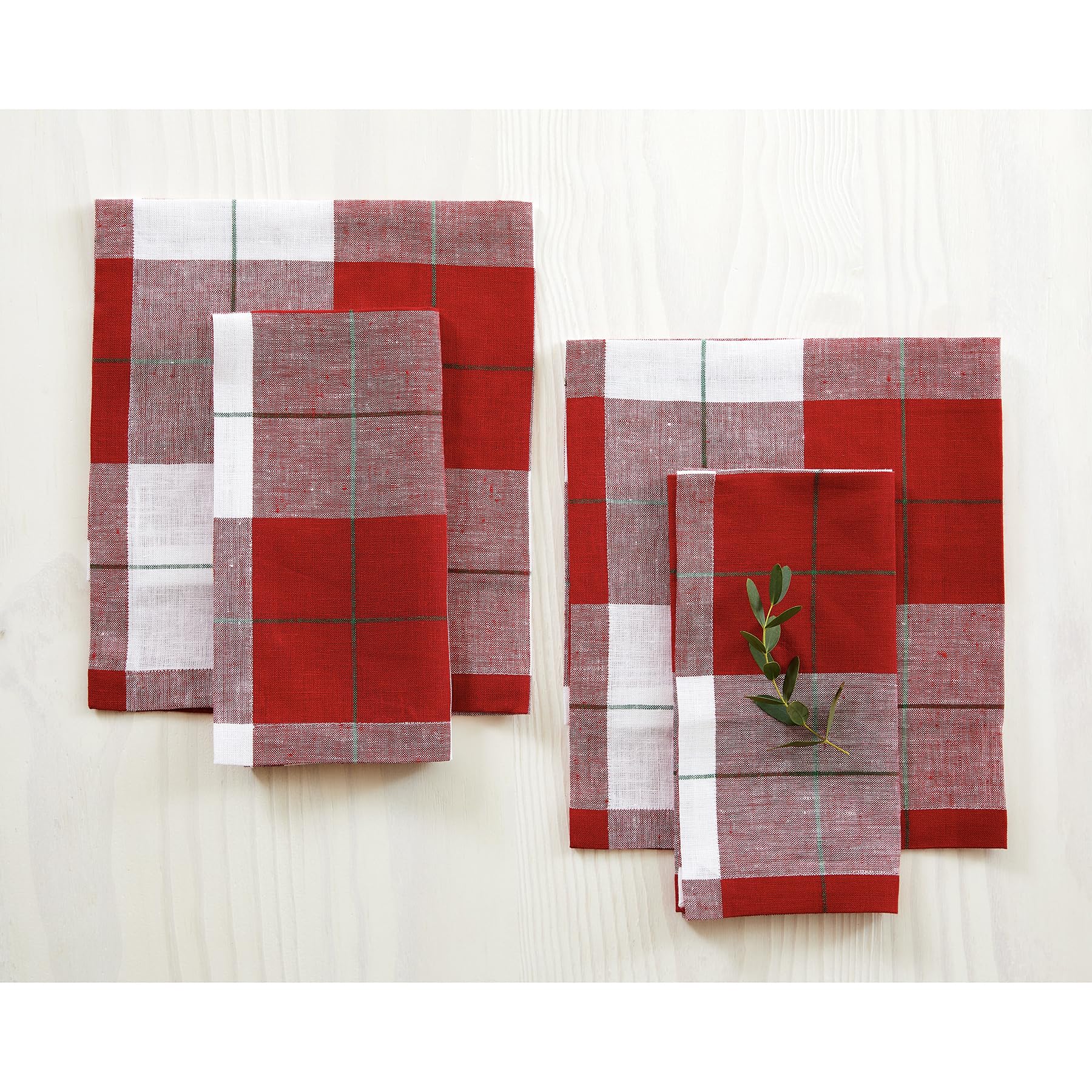 Solino Home Dinner Napkins Set of 4-100% Pure Linen Very Merry Plaid Napkins 18 x 18 Inch - Handcrafted and Machine Washable Fab