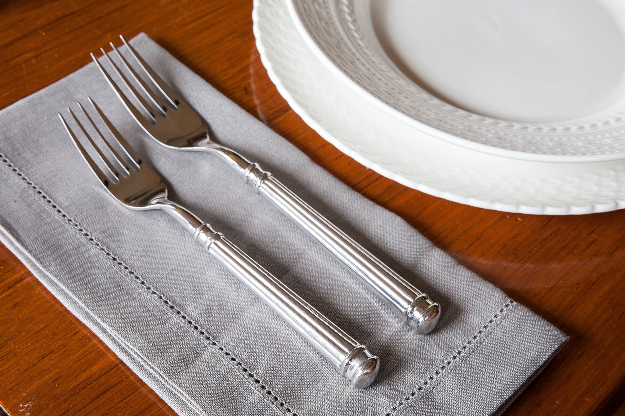 Fortessa Nyssa 18/10 Stainless Steel Hollow Handle Flatware 5 Piece Place Setting, Service For 1