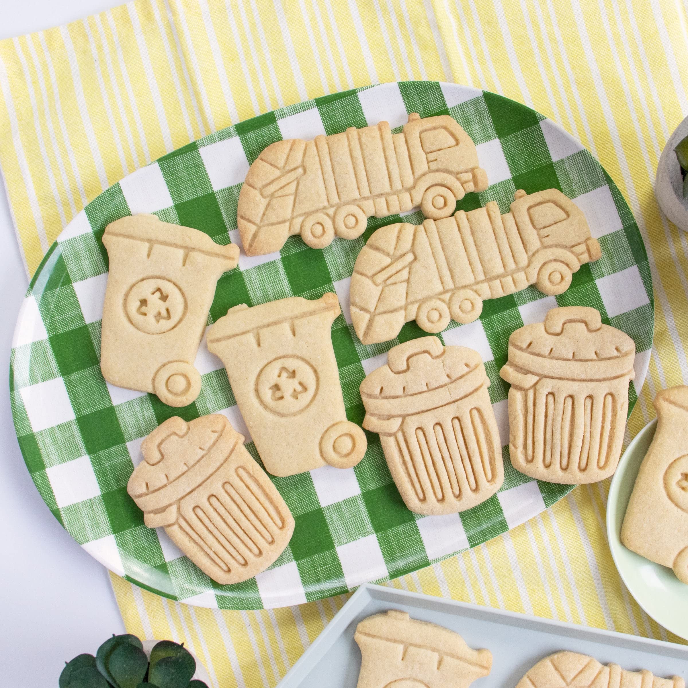 Set Of 3 Rubbish Themed Cookie Cutters (Designs: Bin, Truck, And Wheelie), 3 Pieces - Bakerlogy